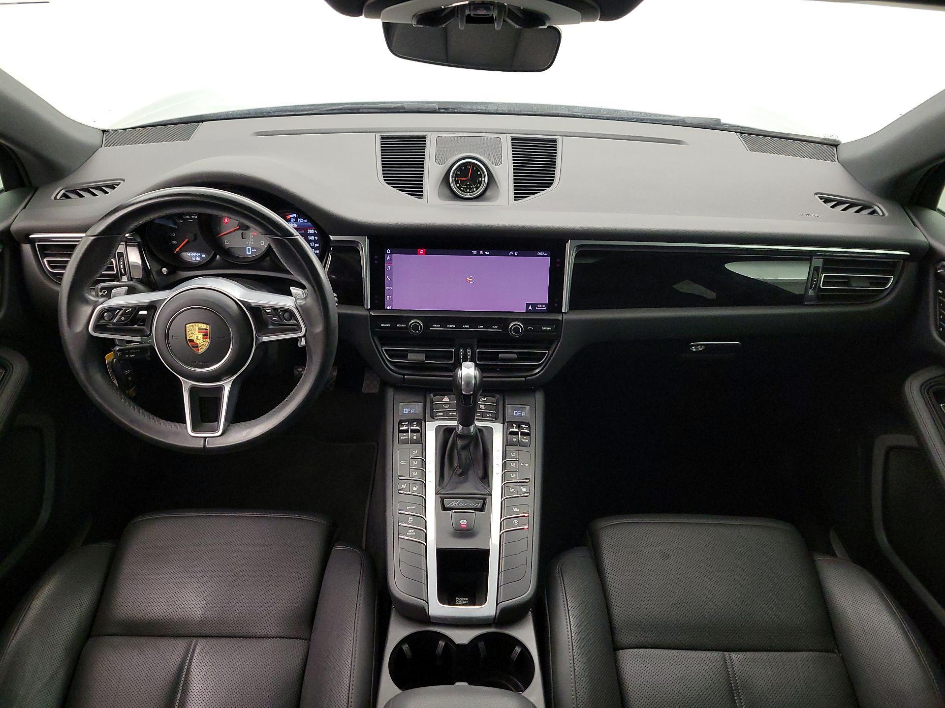Thumbnail: 2020 Porsche Macan - 9