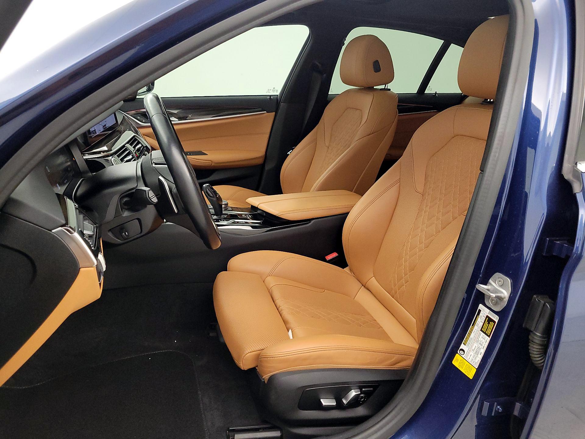 Thumbnail: 2021 BMW 5 Series - 11