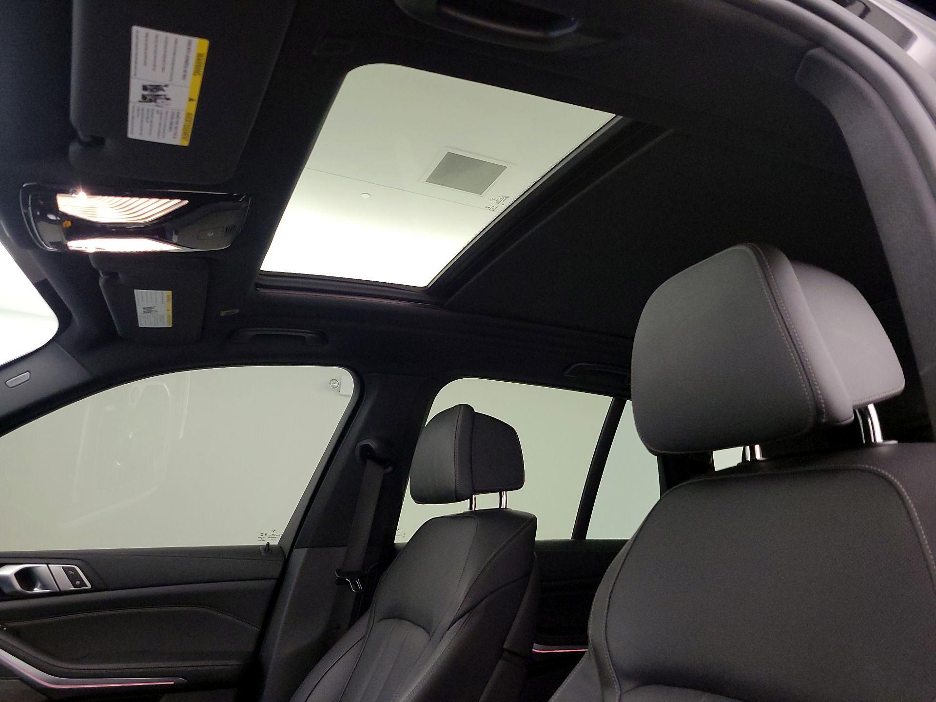 Thumbnail: 2020 BMW X5 - 20