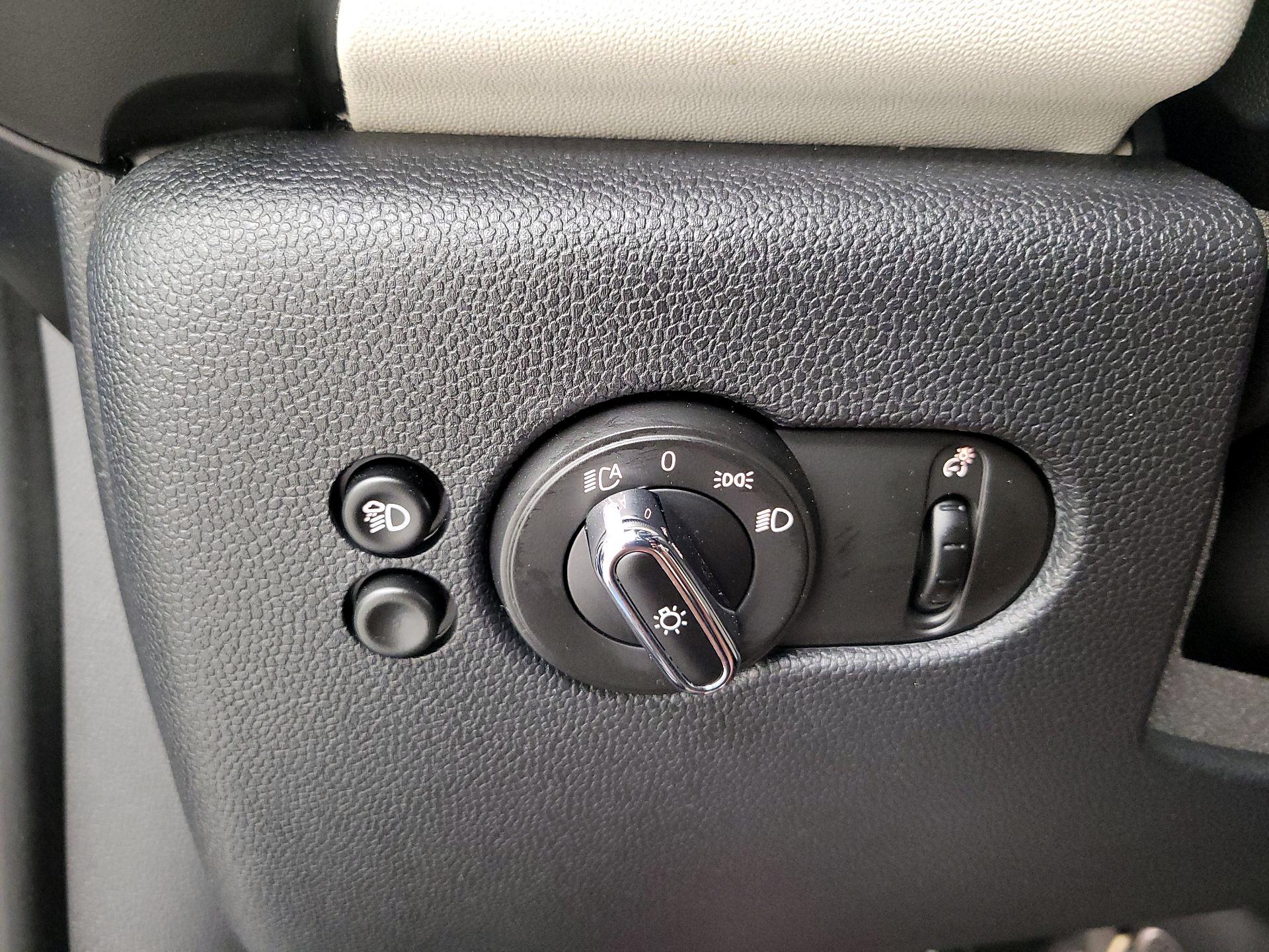 Thumbnail: 2024 MINI Cooper - 13