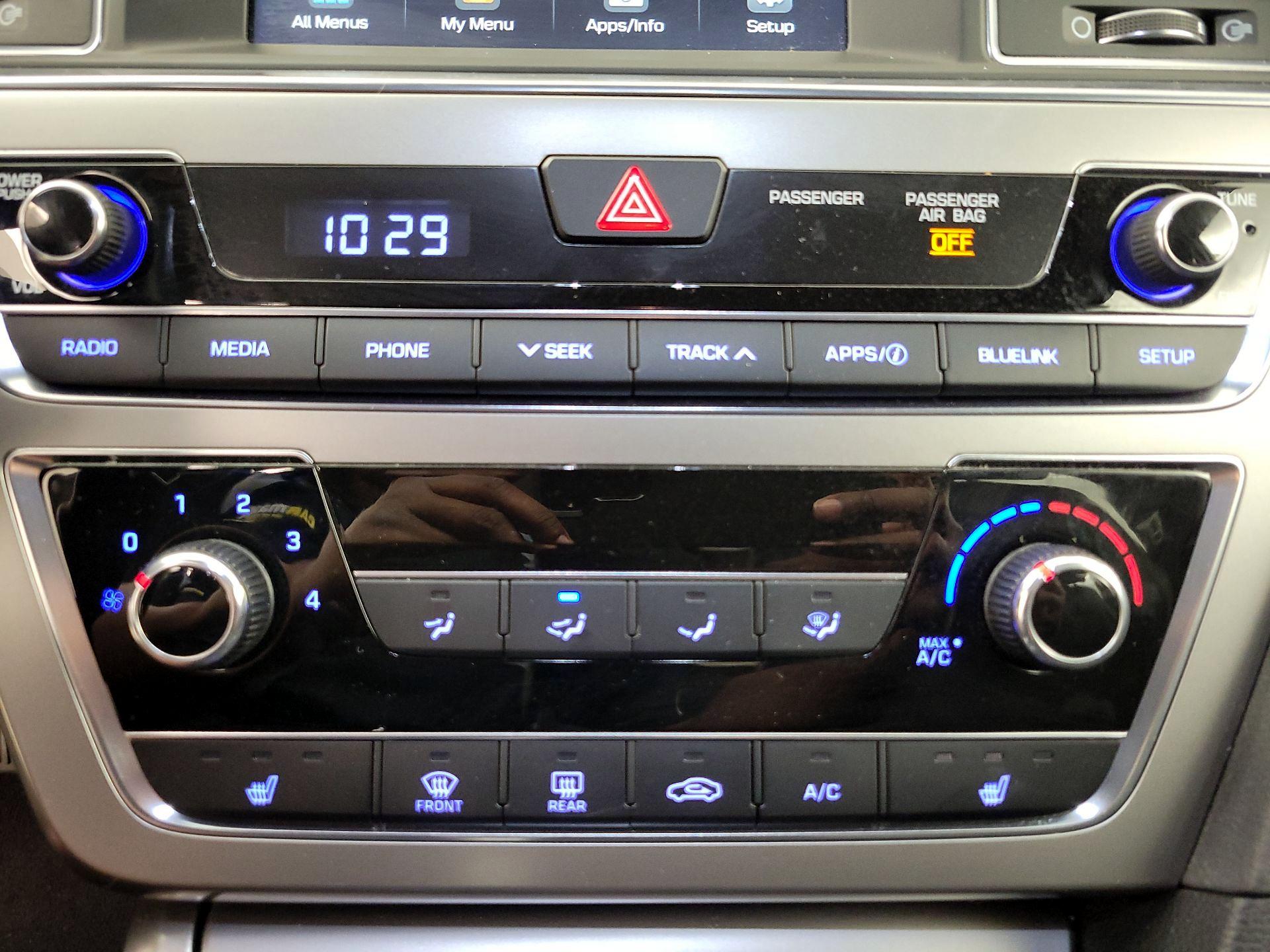 Thumbnail: 2016 Hyundai Sonata - 16