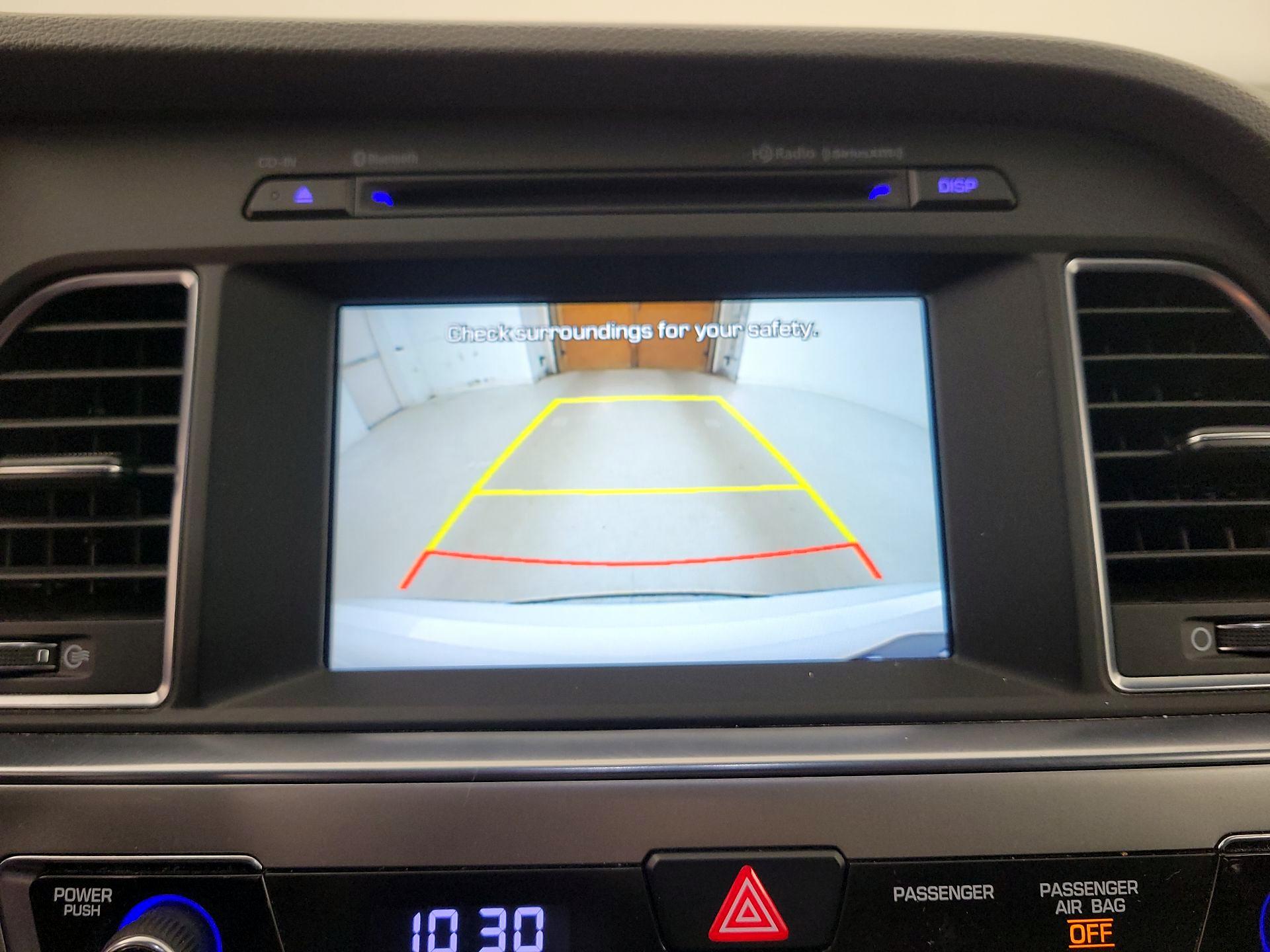 Thumbnail: 2016 Hyundai Sonata - 17