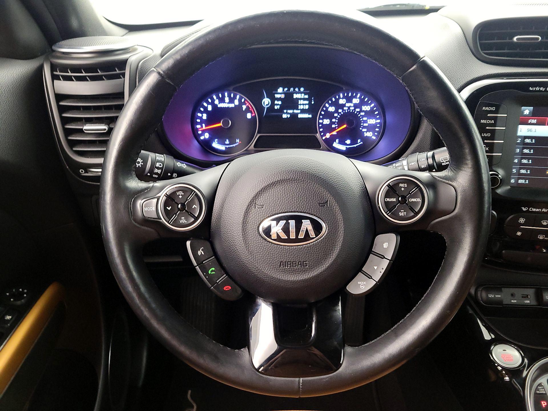 Thumbnail: 2015 Kia Soul - 10