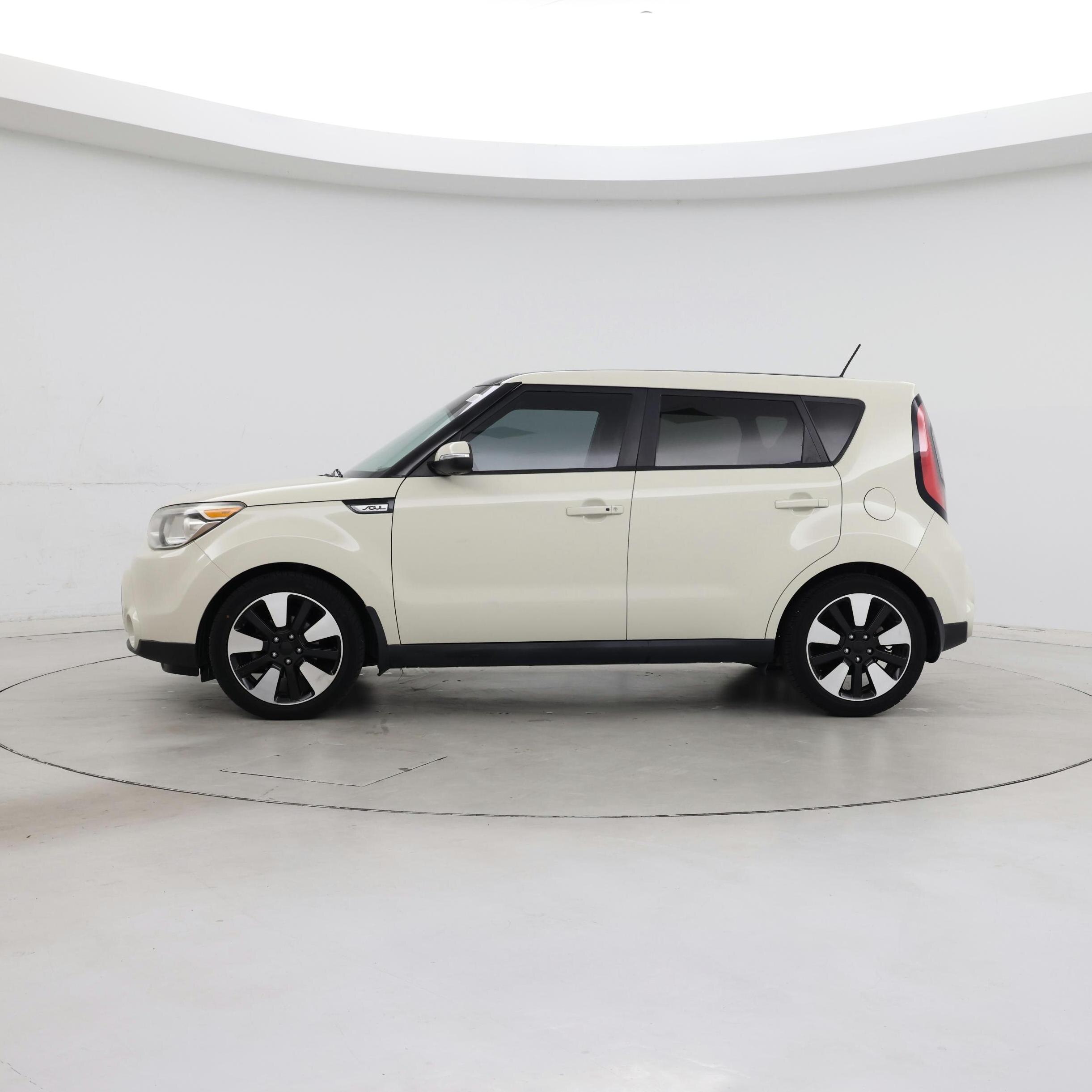 Thumbnail: 2015 Kia Soul - 3