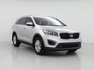 Silver 2016 Kia Sorento LX