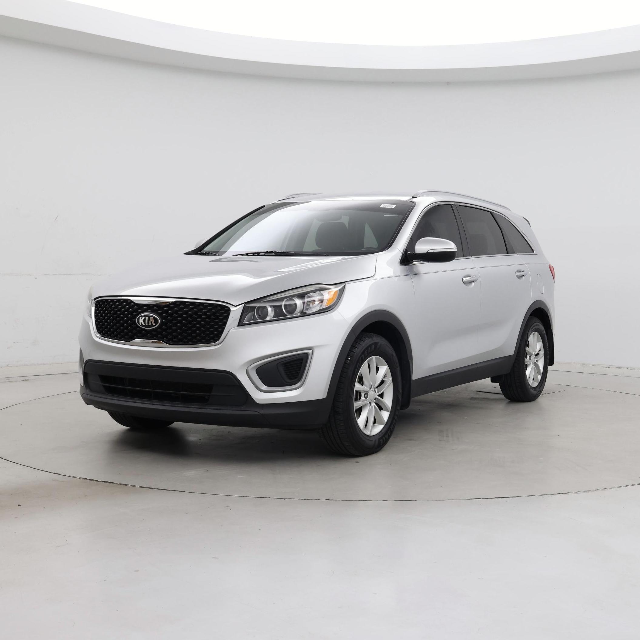 Thumbnail: 2016 Kia Sorento - 4