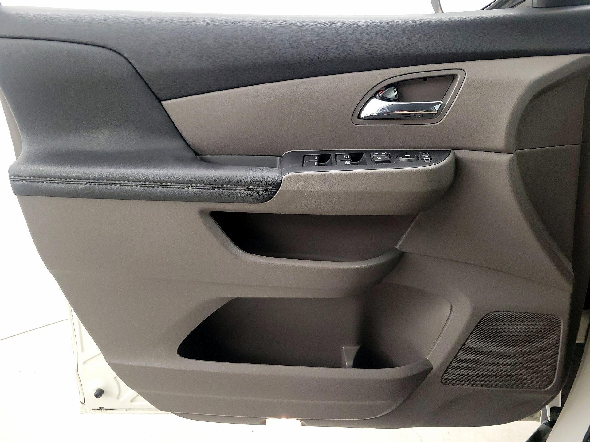 Thumbnail: 2016 Honda Odyssey - 12