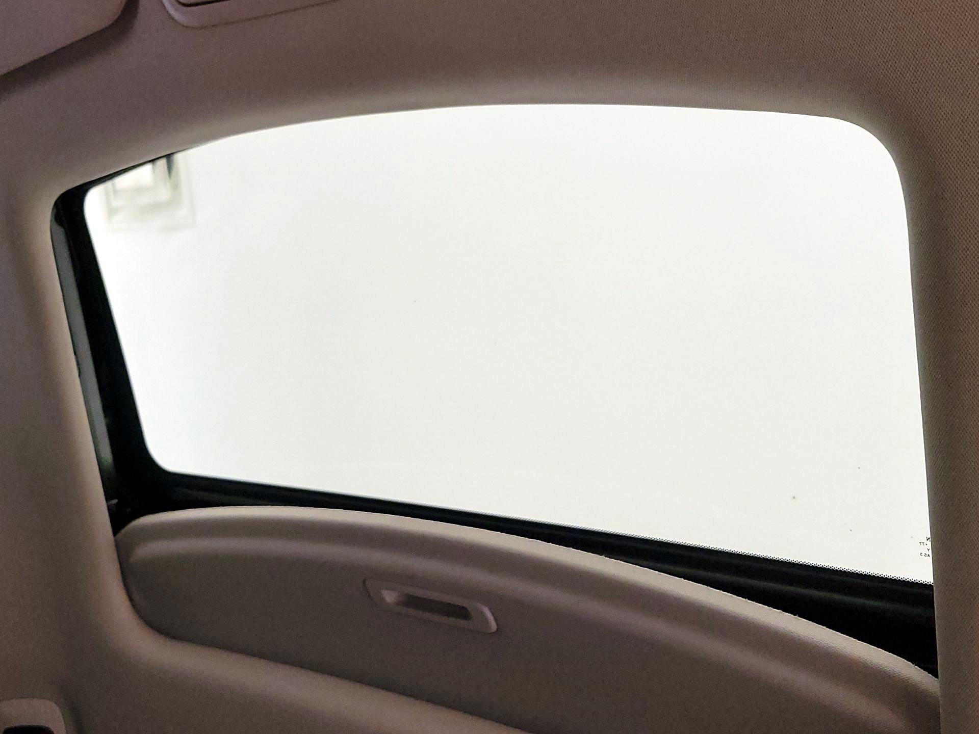 Thumbnail: 2016 Honda Odyssey - 19