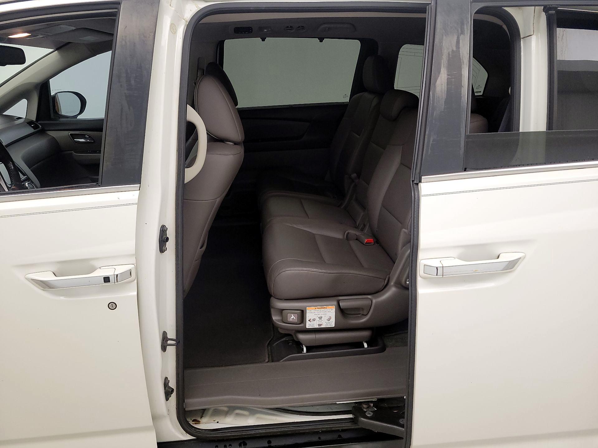 Thumbnail: 2016 Honda Odyssey - 20