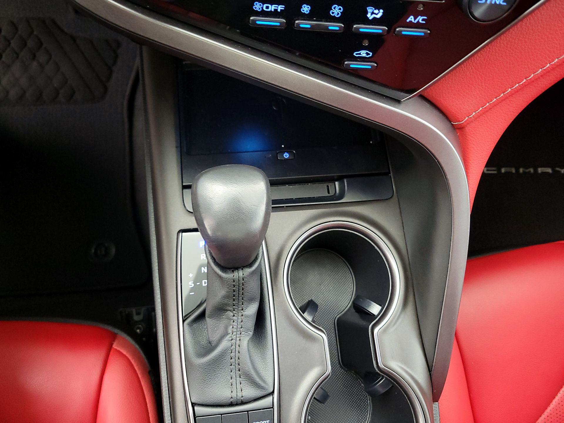 Thumbnail: 2023 Toyota Camry - 17