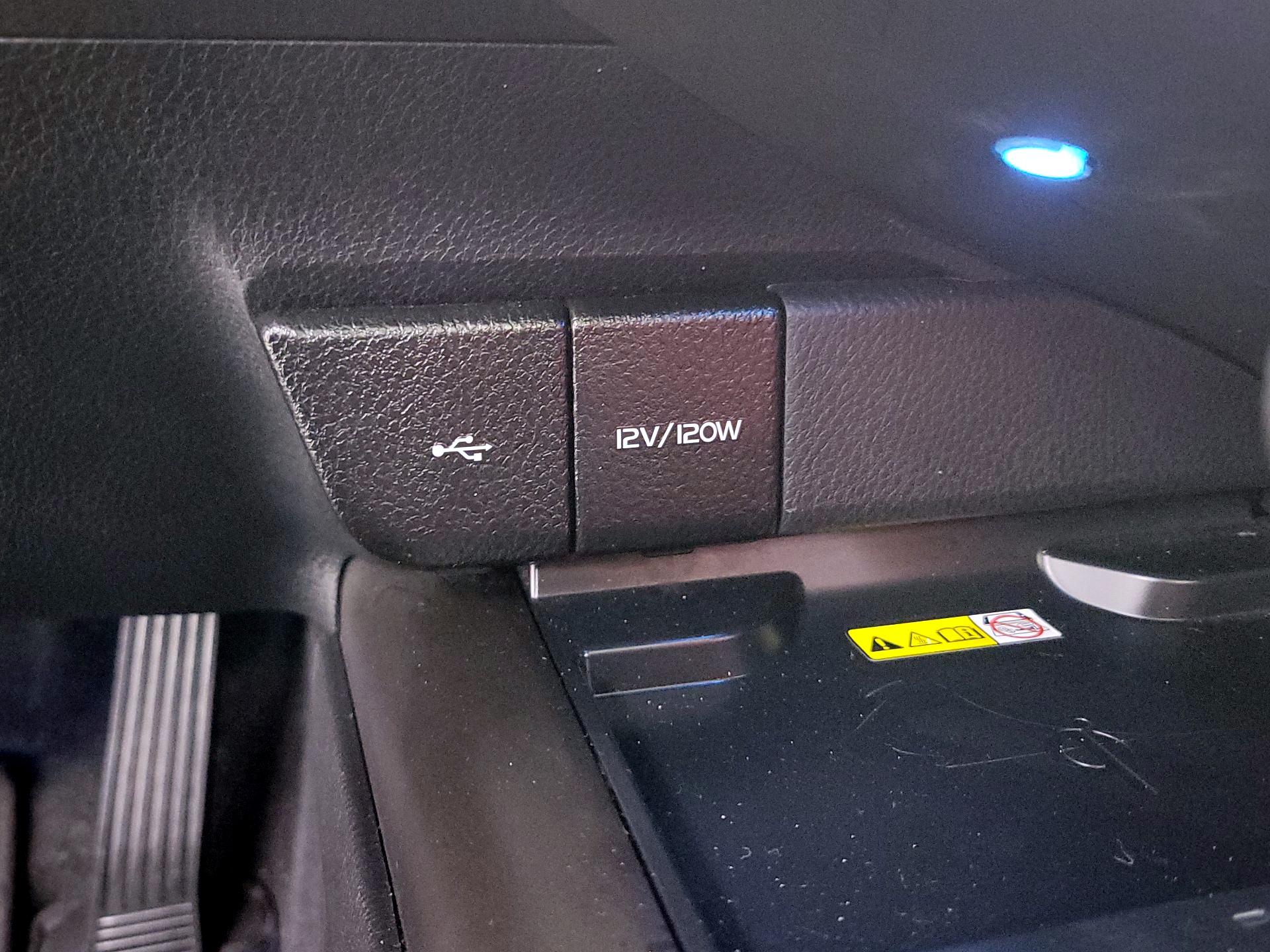 Thumbnail: 2023 Toyota Camry - 18