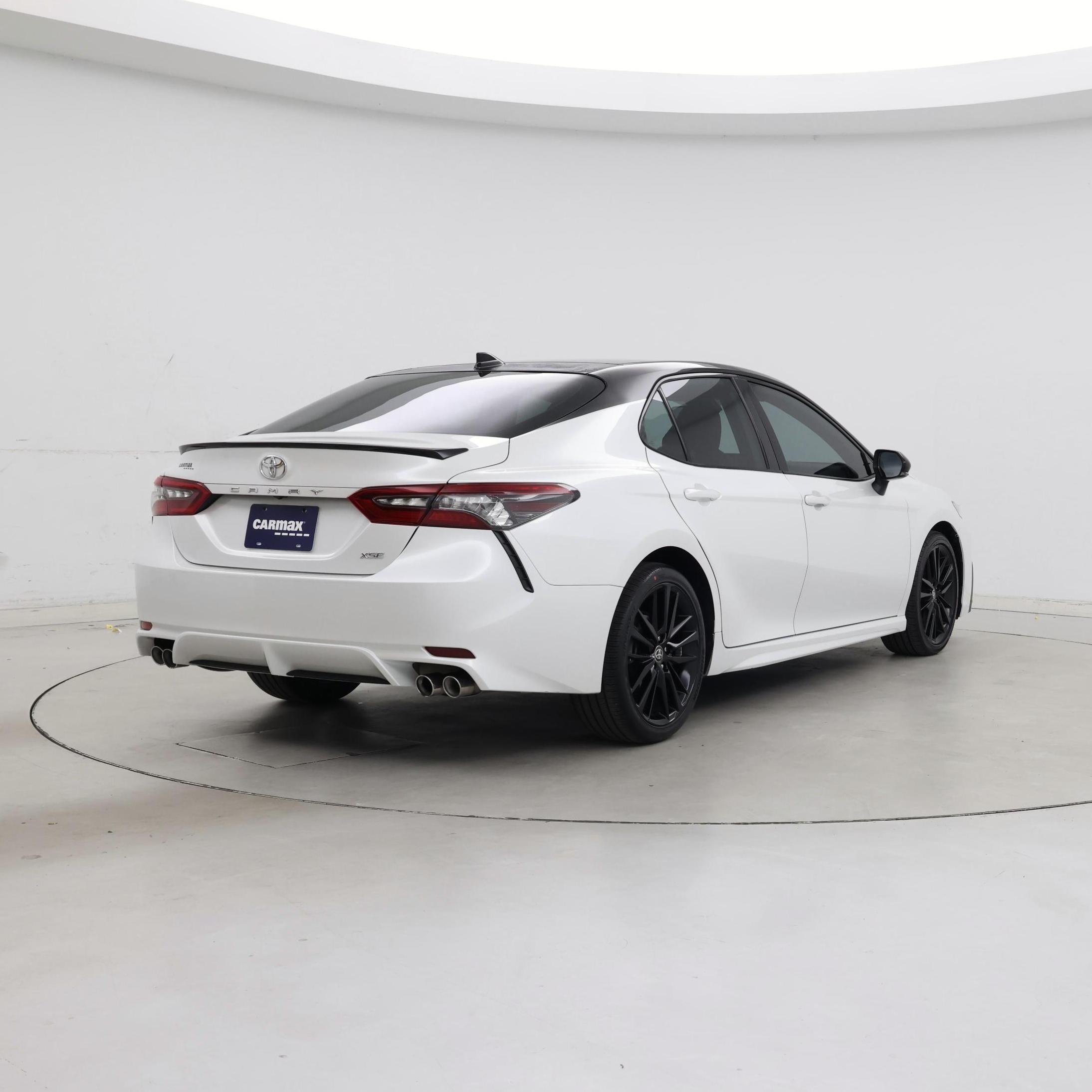 Thumbnail: 2023 Toyota Camry - 8