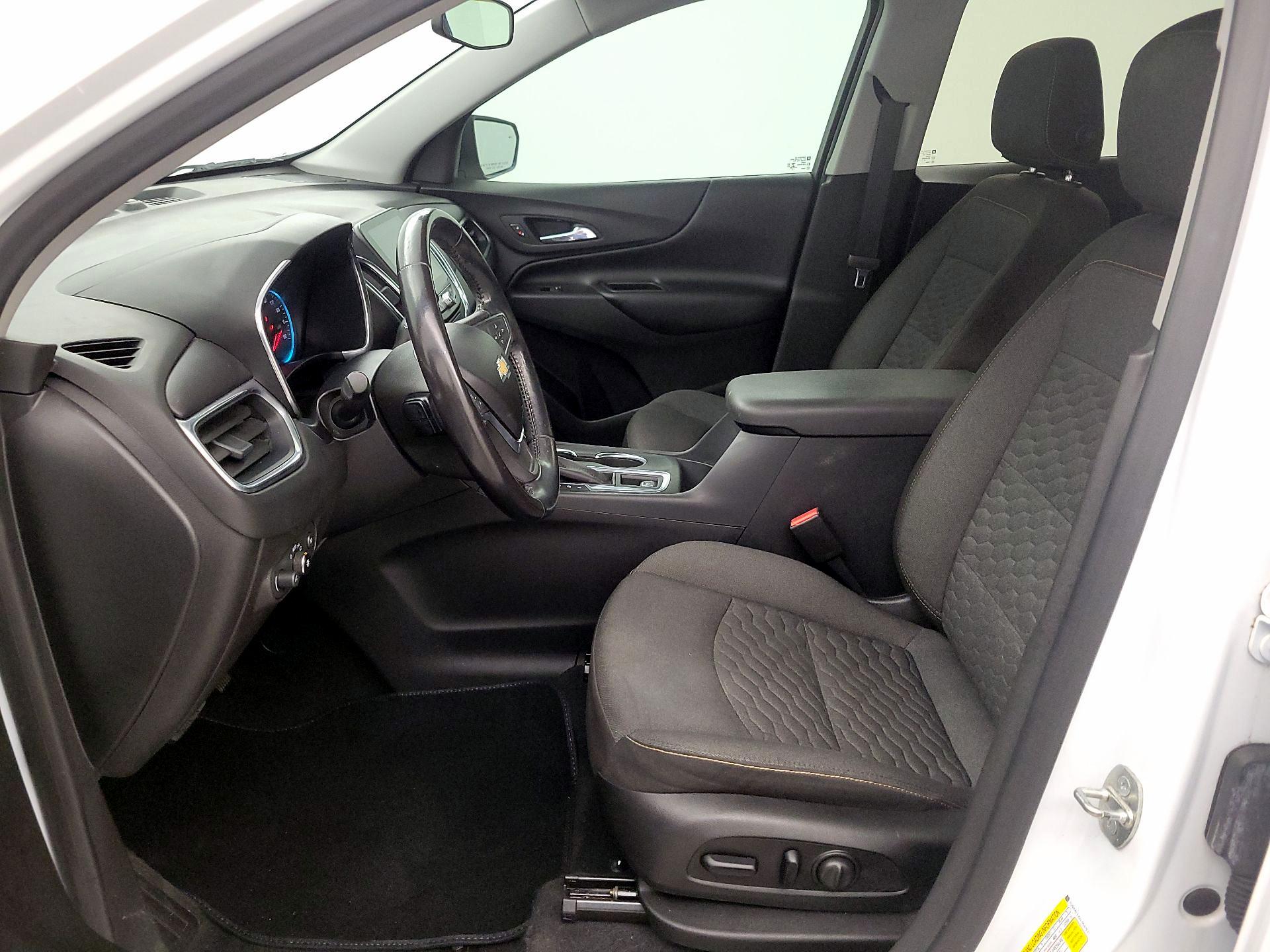 Thumbnail: 2020 Chevrolet Equinox - 11