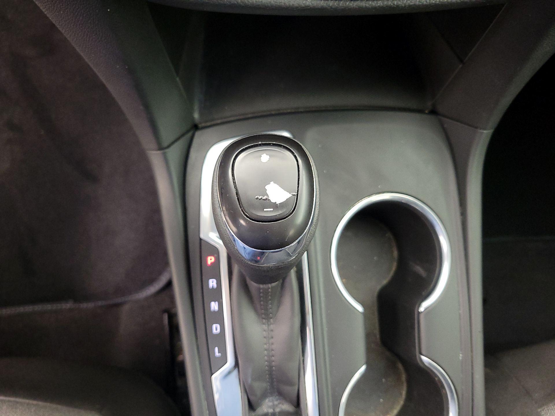 Thumbnail: 2020 Chevrolet Equinox - 17