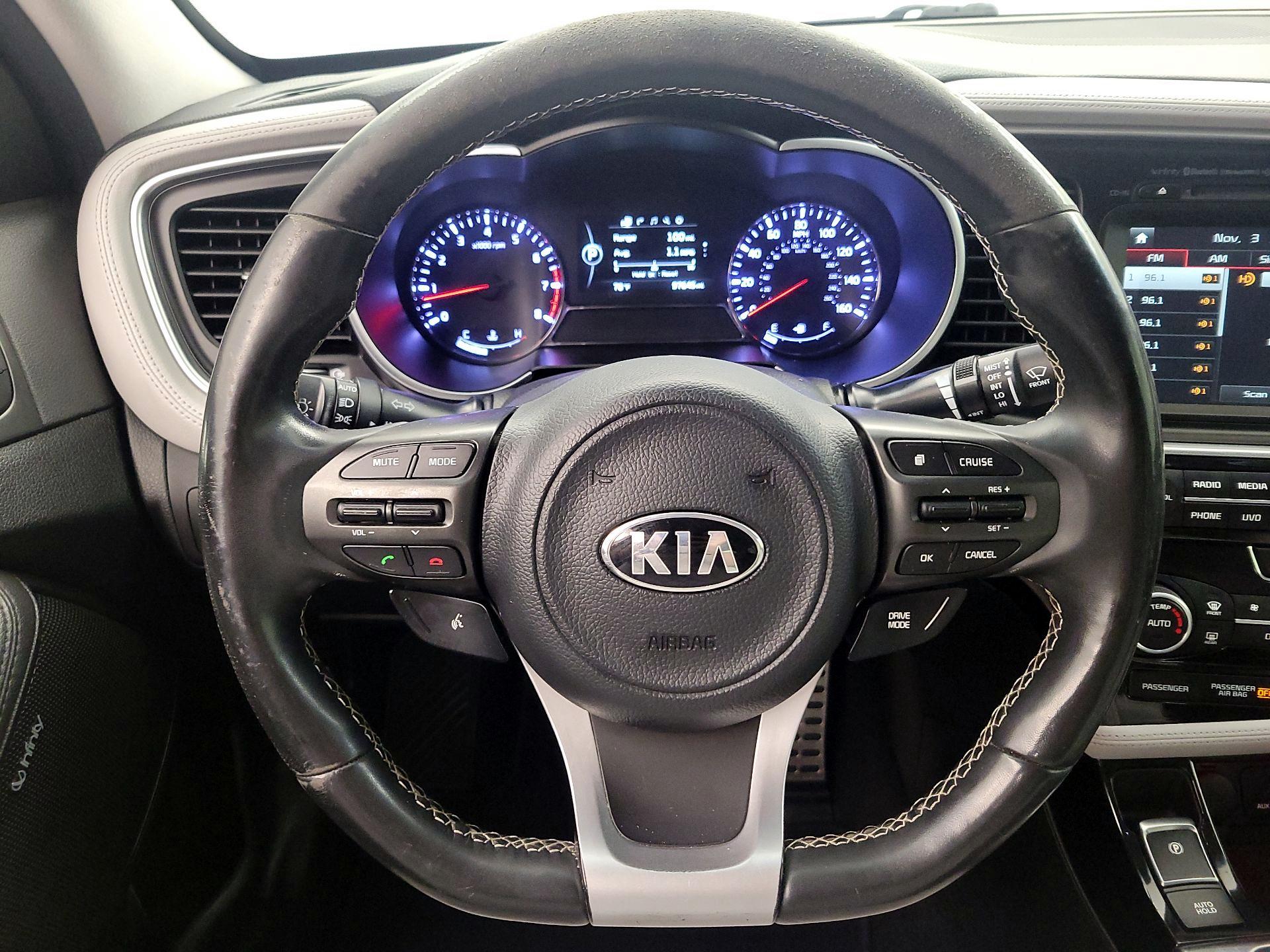 Thumbnail: 2015 Kia Optima - 10