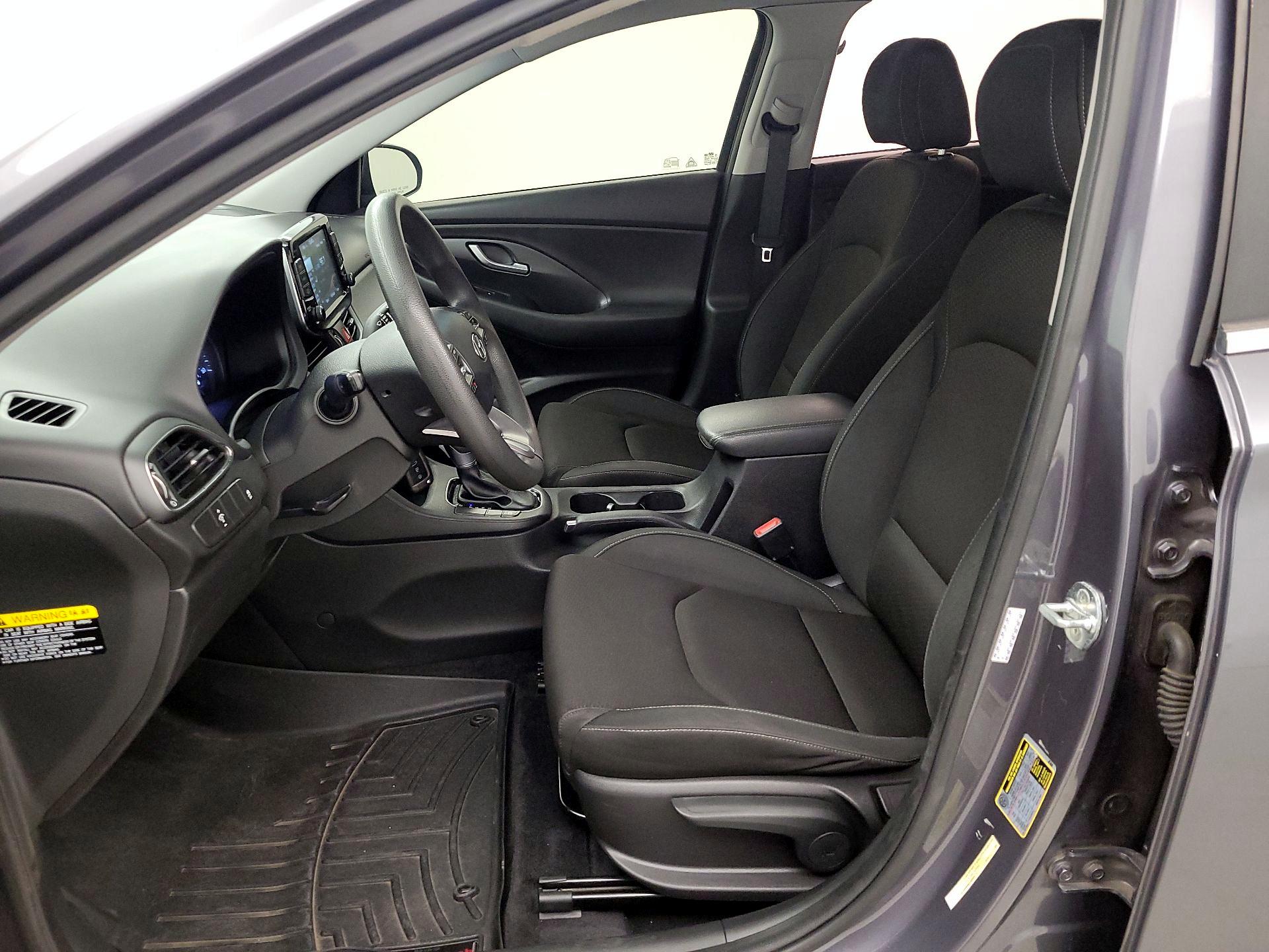 Thumbnail: 2018 Hyundai Elantra - 11