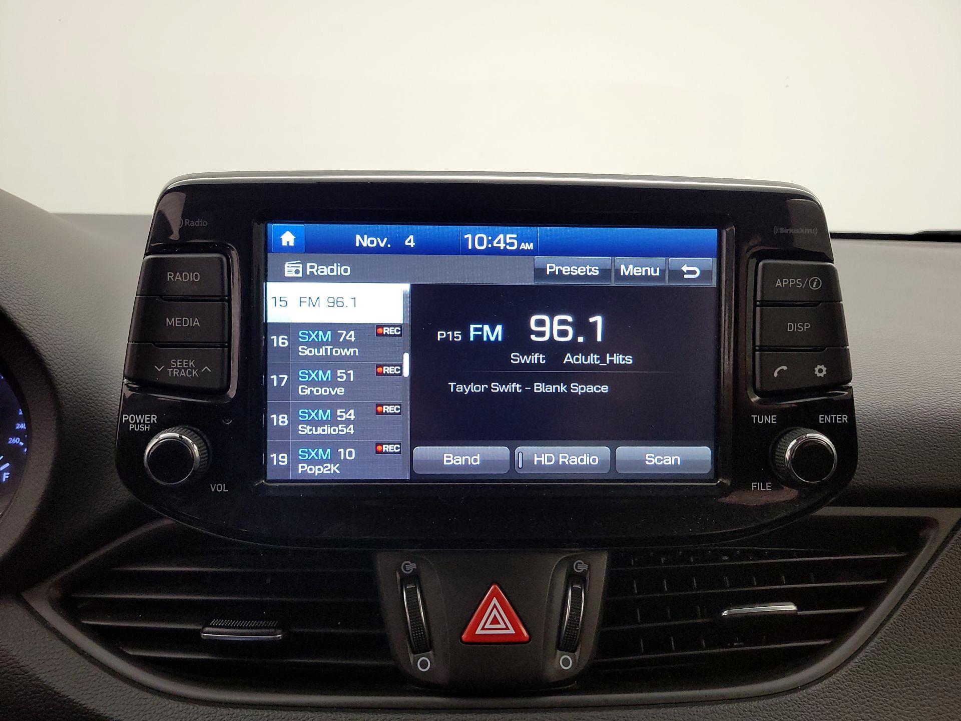 Thumbnail: 2018 Hyundai Elantra - 15