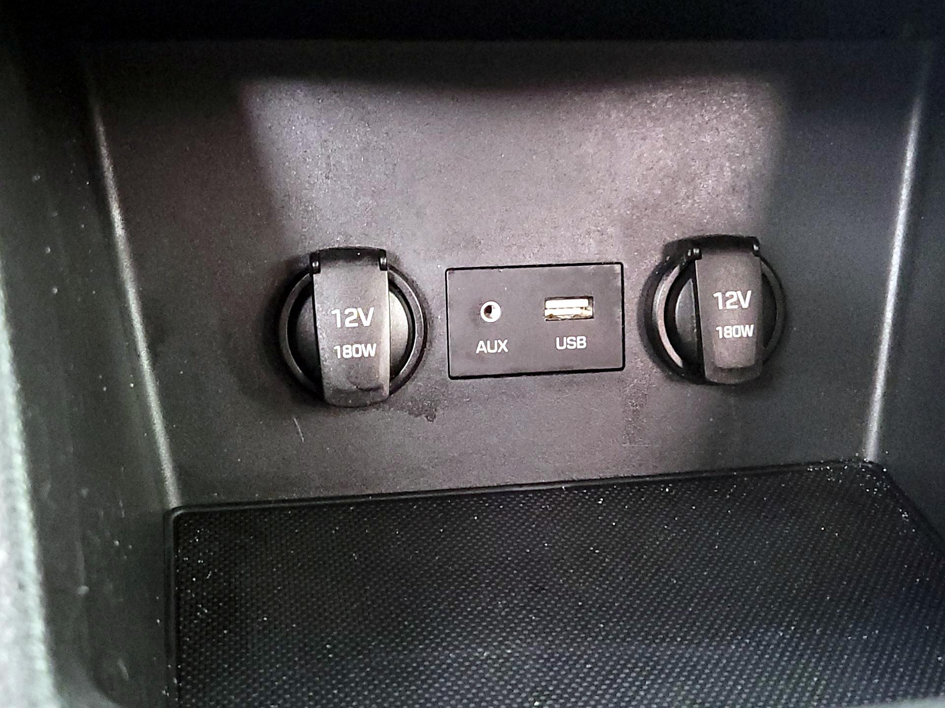 Thumbnail: 2018 Hyundai Elantra - 18