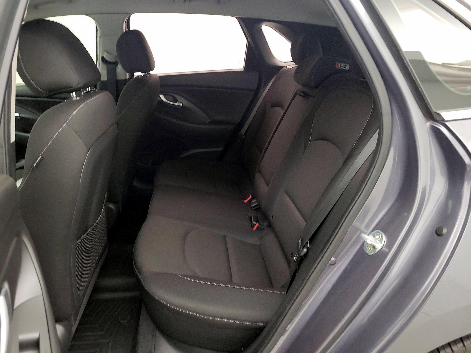 Thumbnail: 2018 Hyundai Elantra - 19