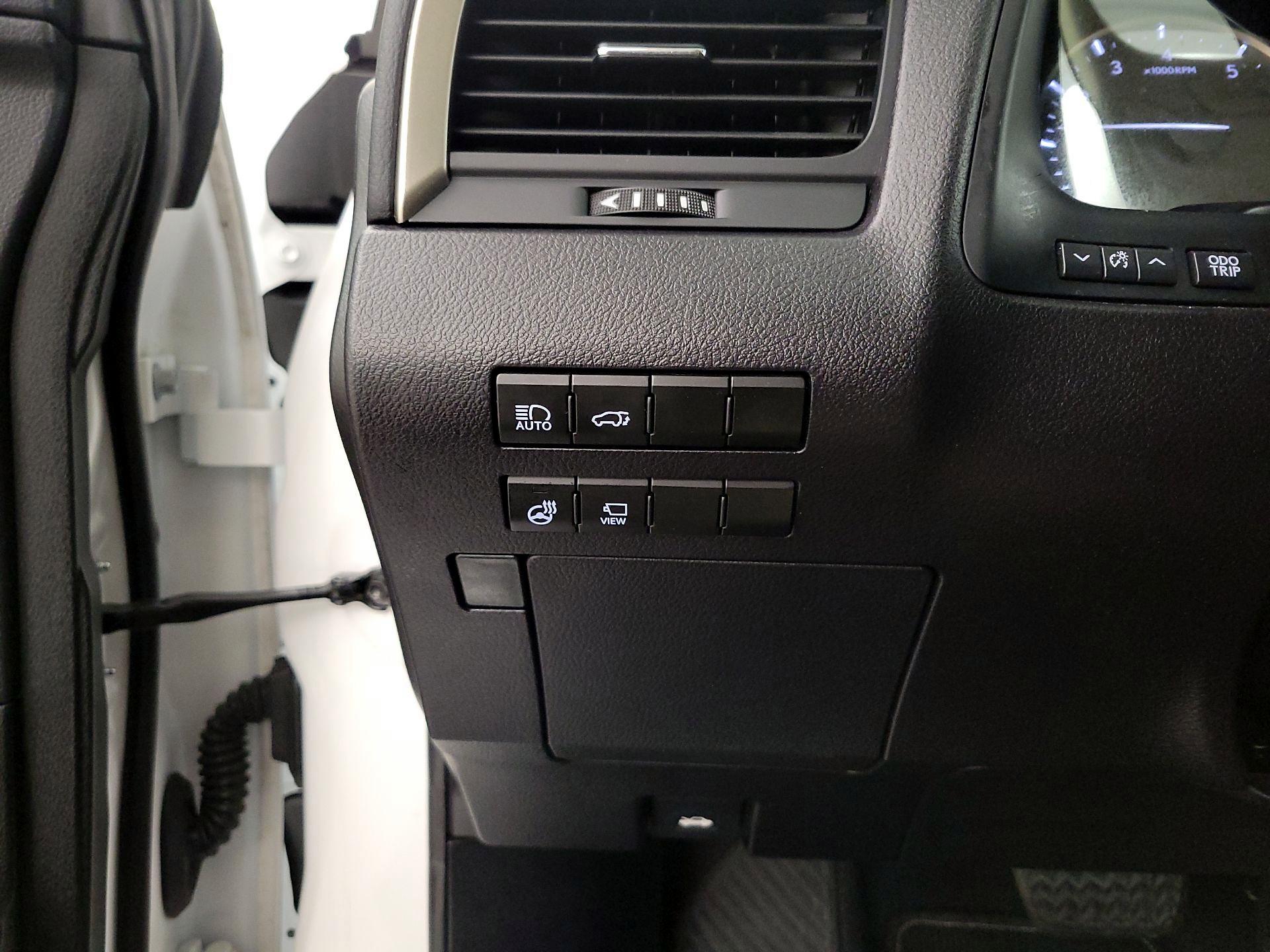 Thumbnail: 2022 Lexus RX - 13