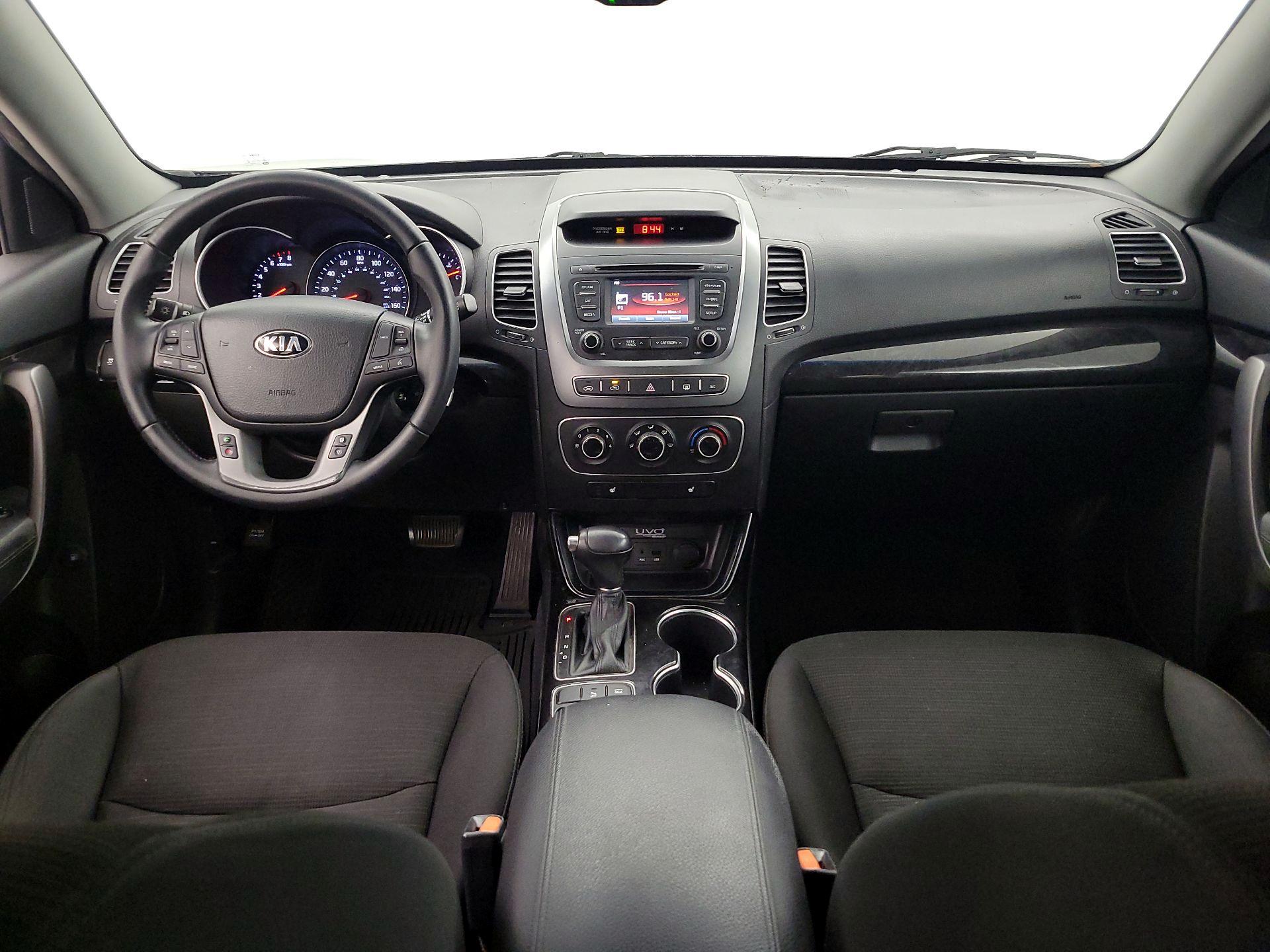 Thumbnail: 2015 Kia Sorento - 9