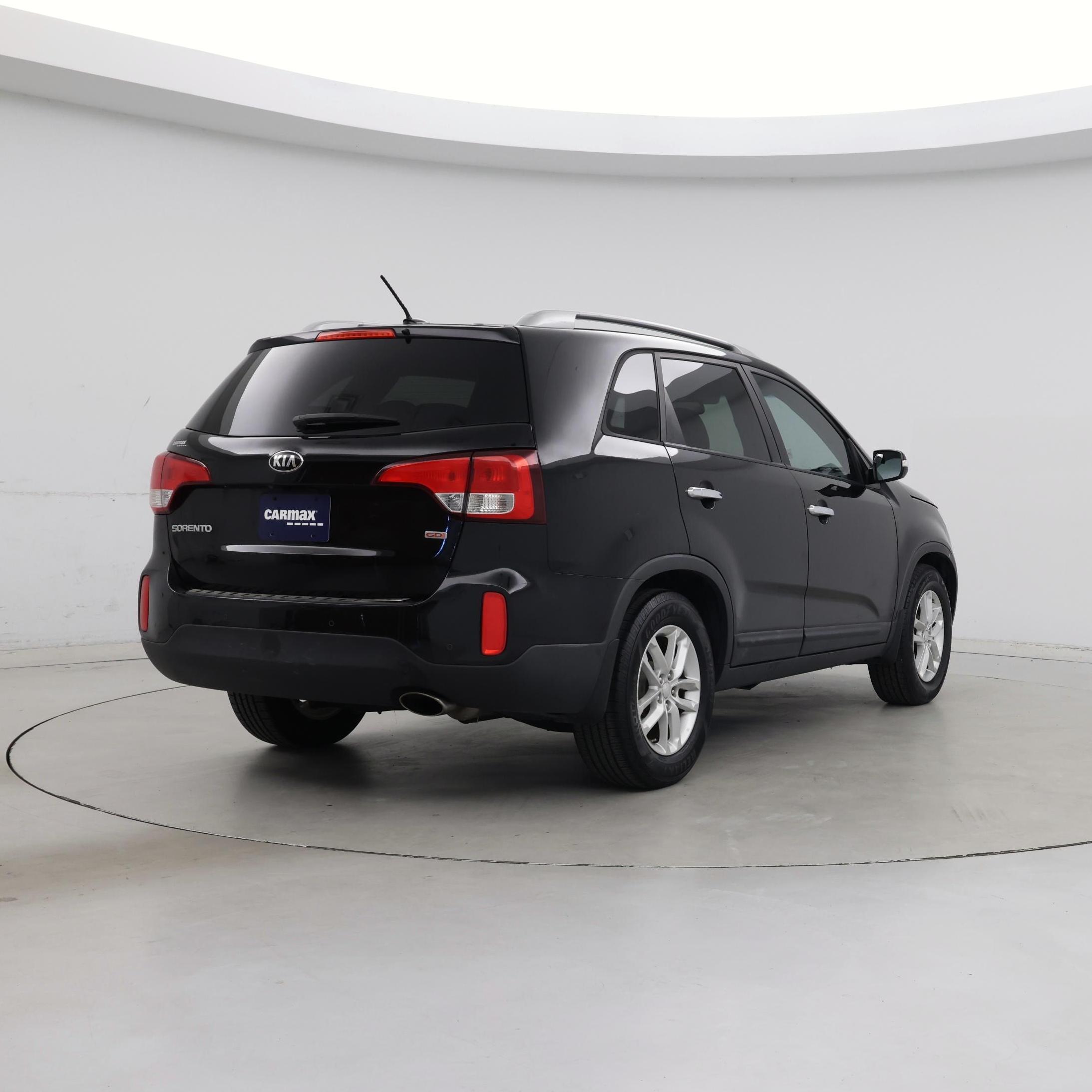 Thumbnail: 2015 Kia Sorento - 8