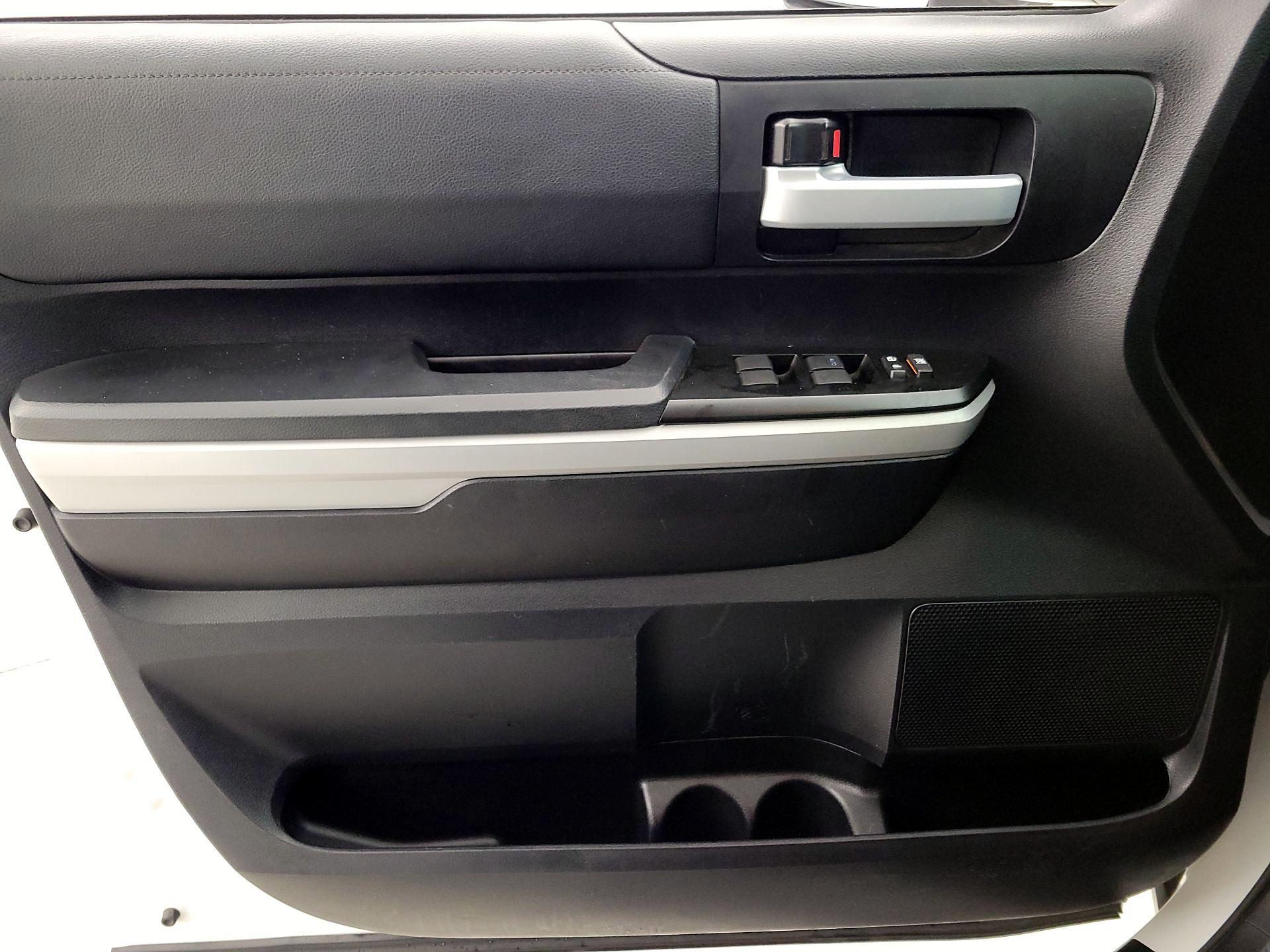 Thumbnail: 2021 Toyota Tundra - 12