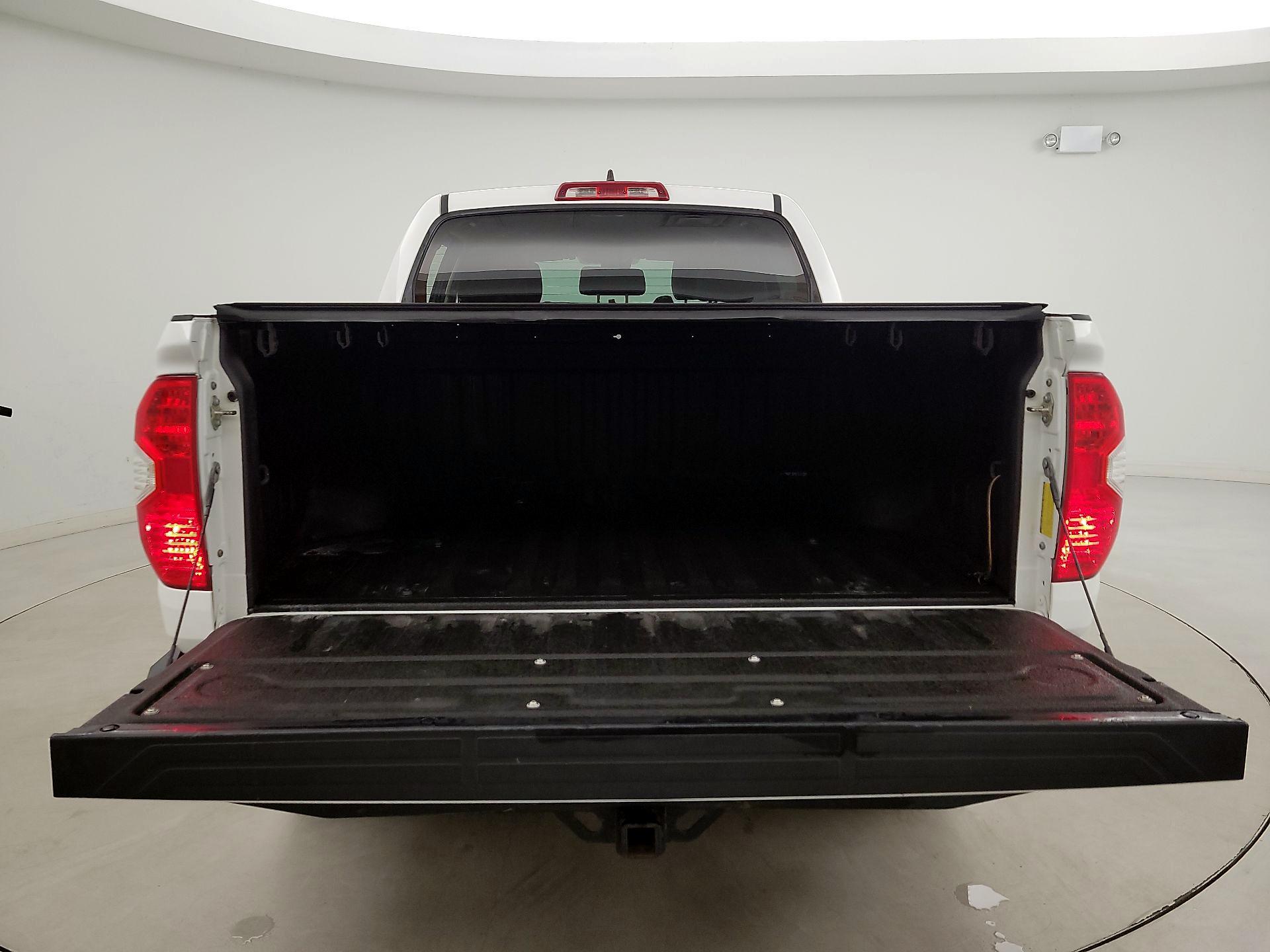 Thumbnail: 2021 Toyota Tundra - 20