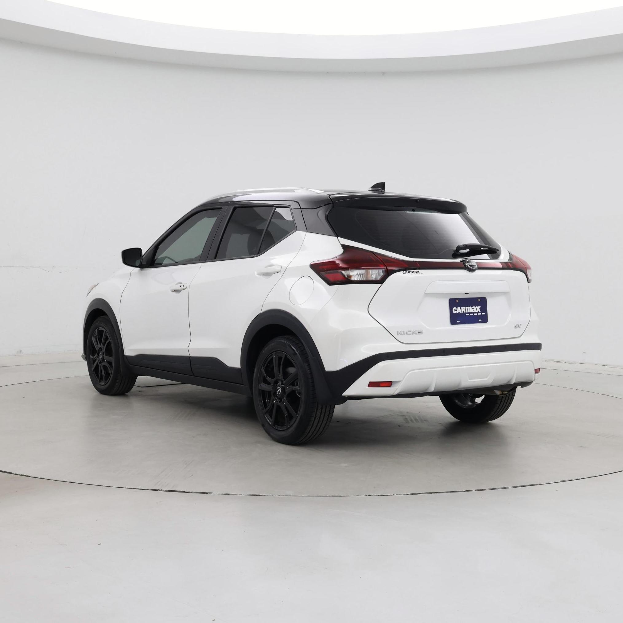 Thumbnail: 2024 Nissan Kicks - 2