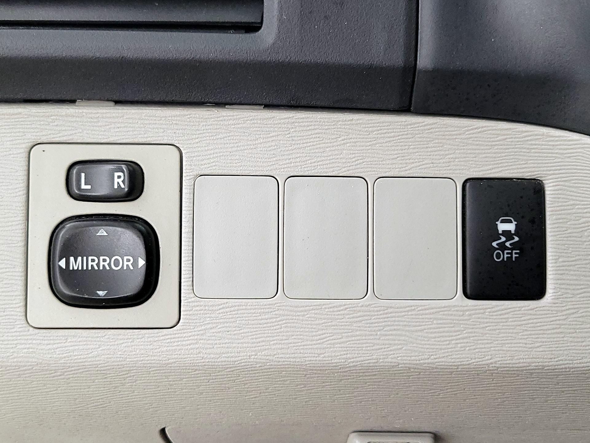 Thumbnail: 2014 Toyota Venza - 13