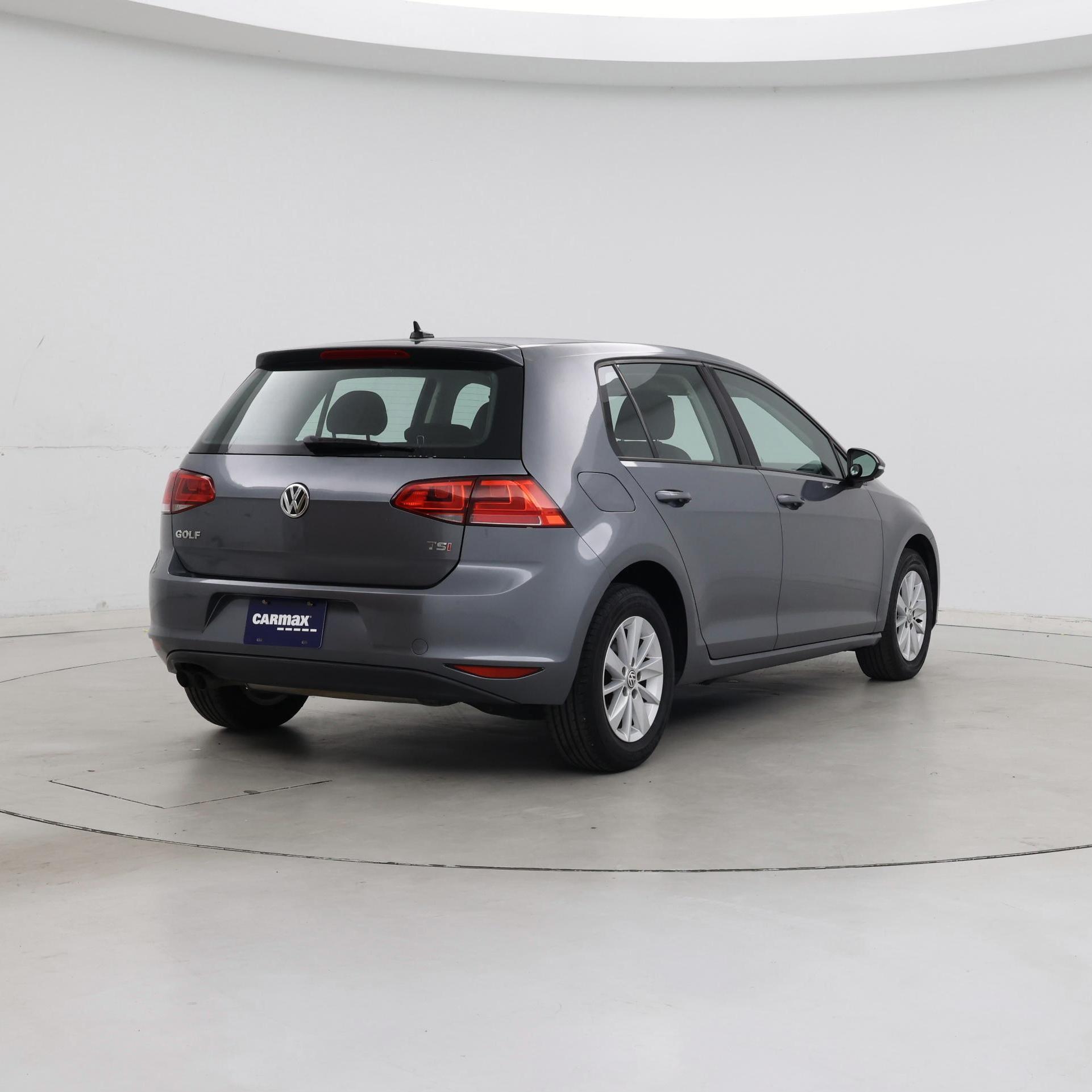 Thumbnail: 2017 Volkswagen Golf - 8