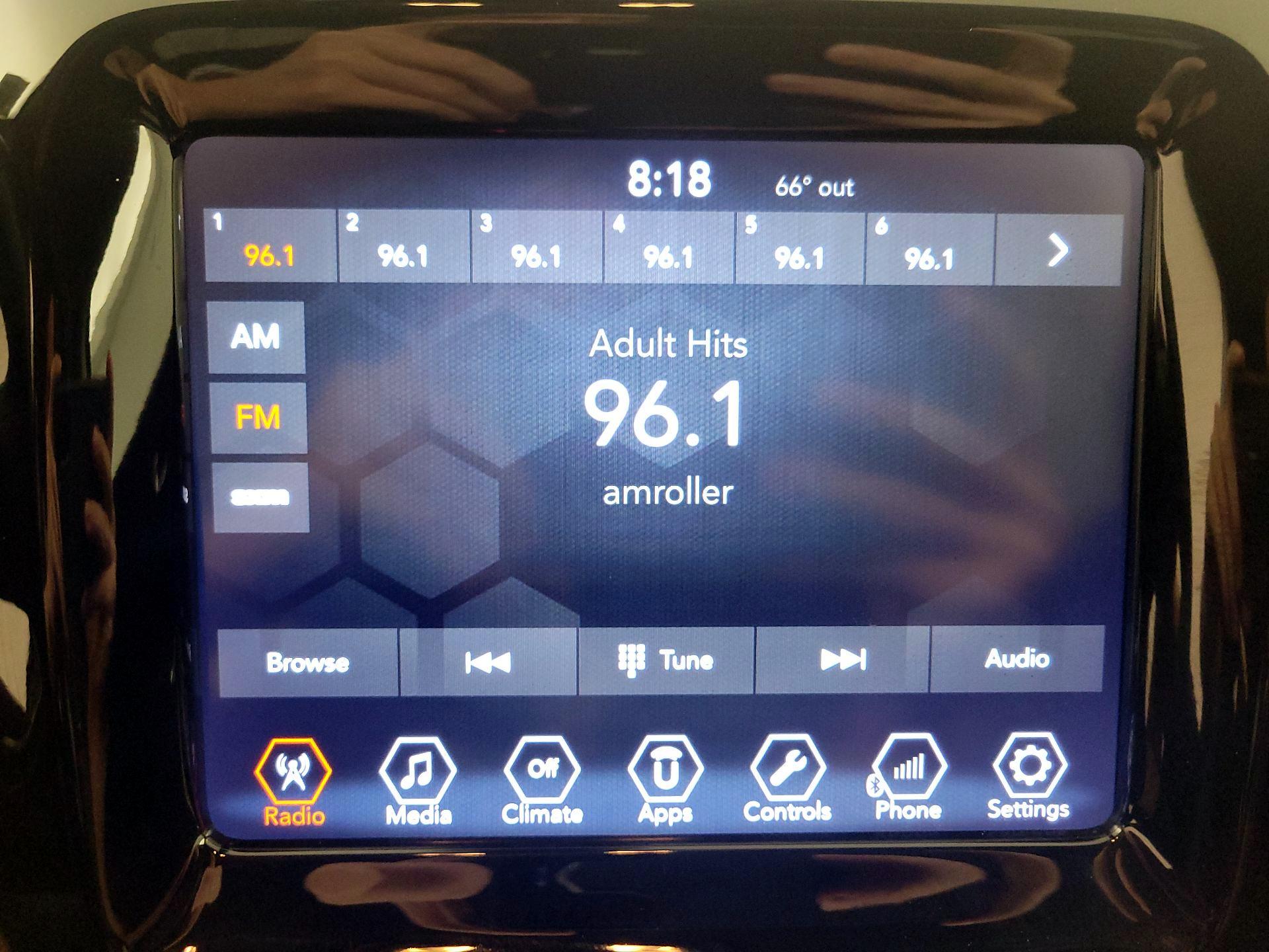 Thumbnail: 2018 Jeep Compass - 15