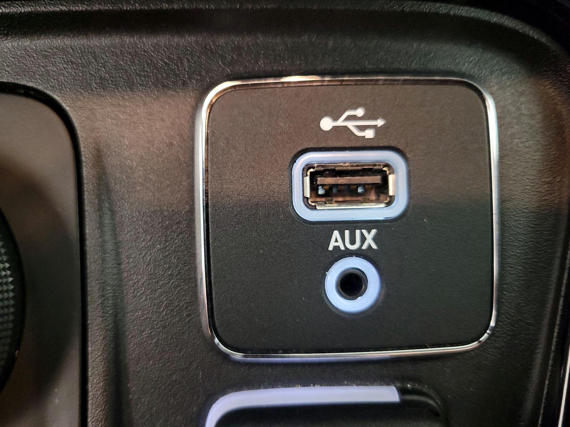 Thumbnail: 2018 Jeep Compass - 18