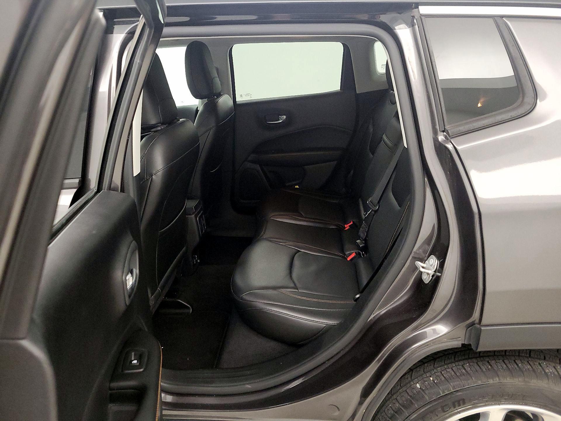 Thumbnail: 2018 Jeep Compass - 19