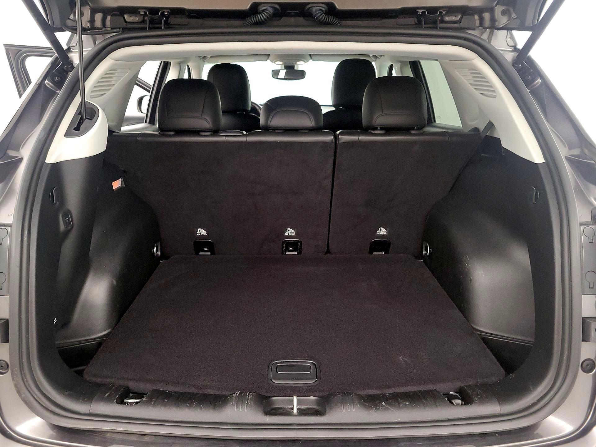 Thumbnail: 2018 Jeep Compass - 20