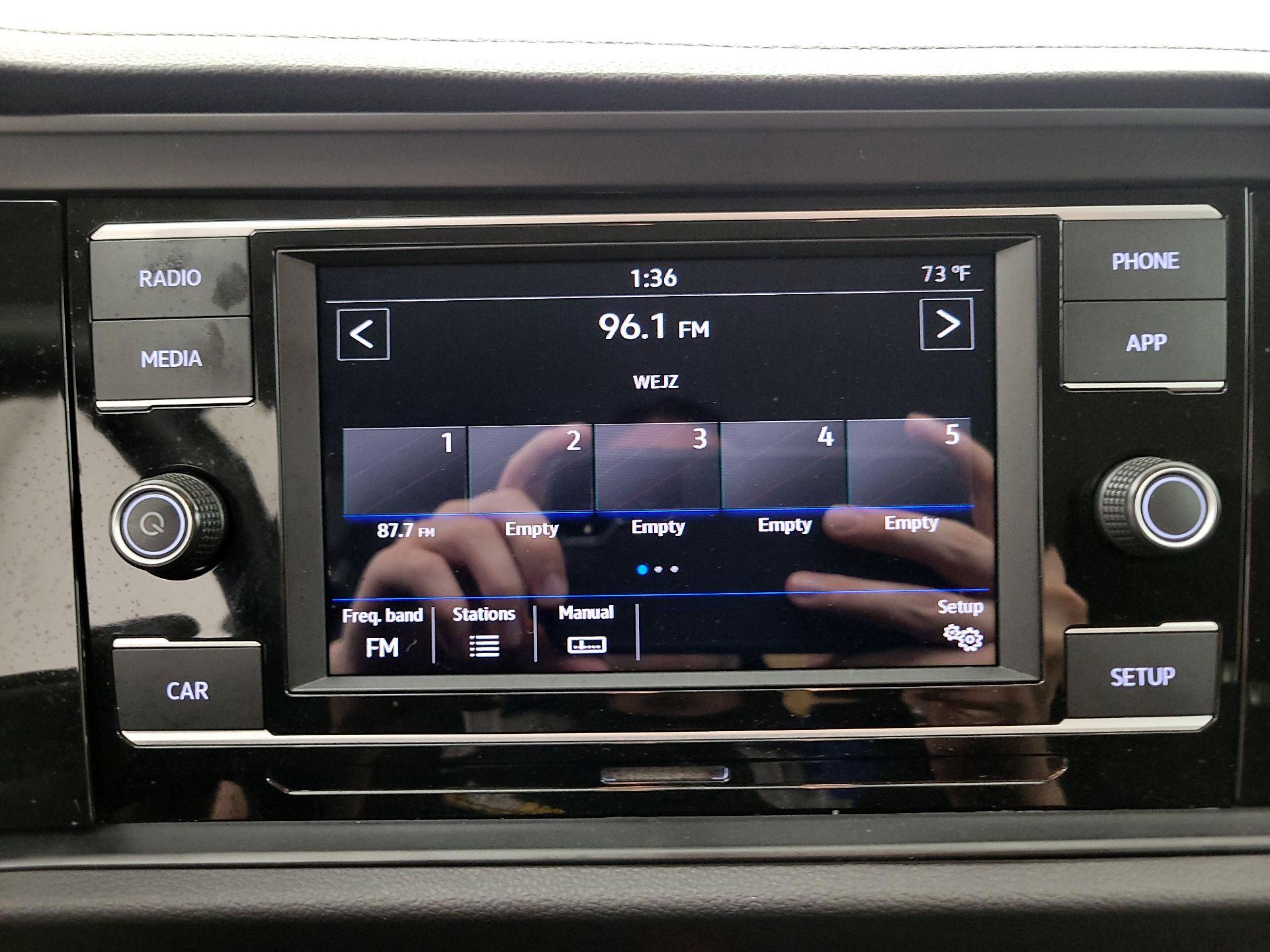 Thumbnail: 2019 Volkswagen Jetta - 15