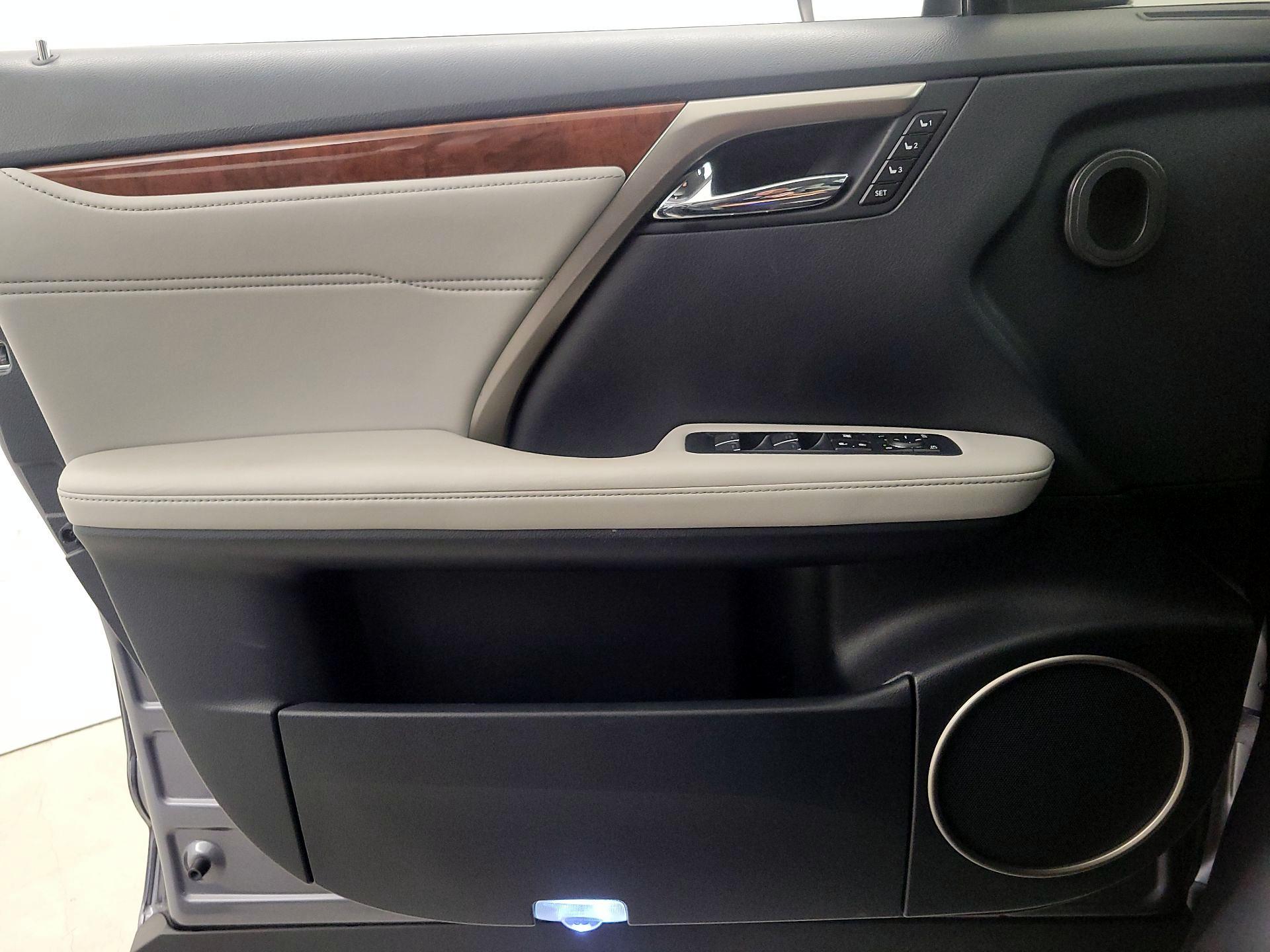 Thumbnail: 2019 Lexus RX - 12