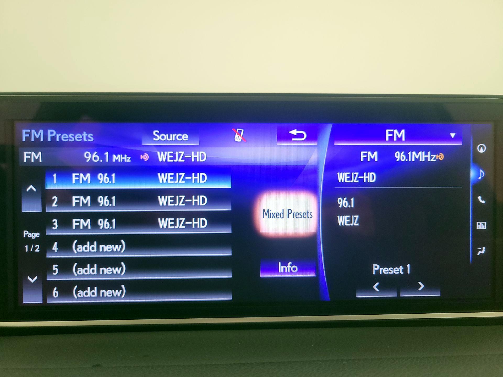 Thumbnail: 2019 Lexus RX - 16