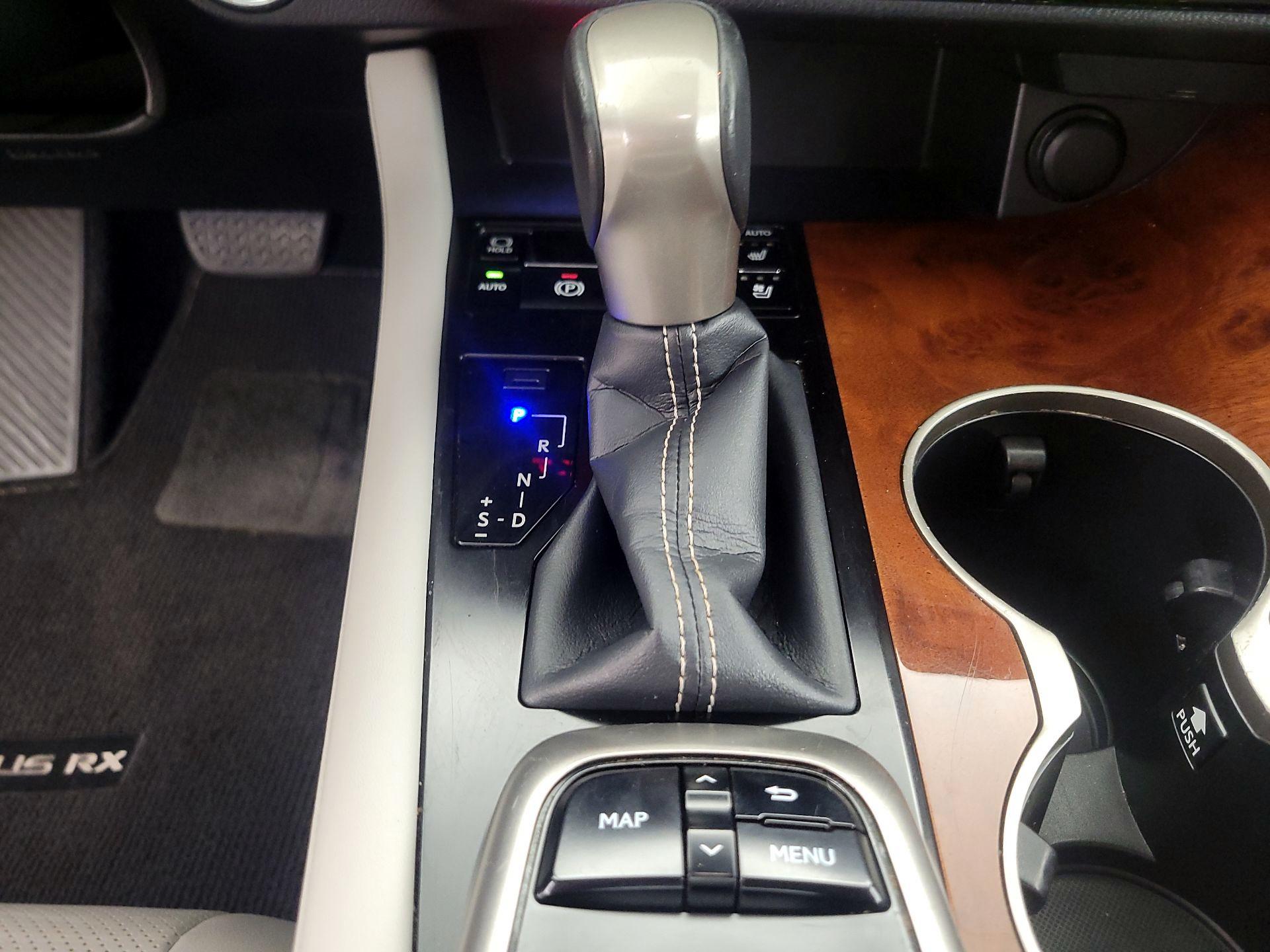 Thumbnail: 2019 Lexus RX - 18