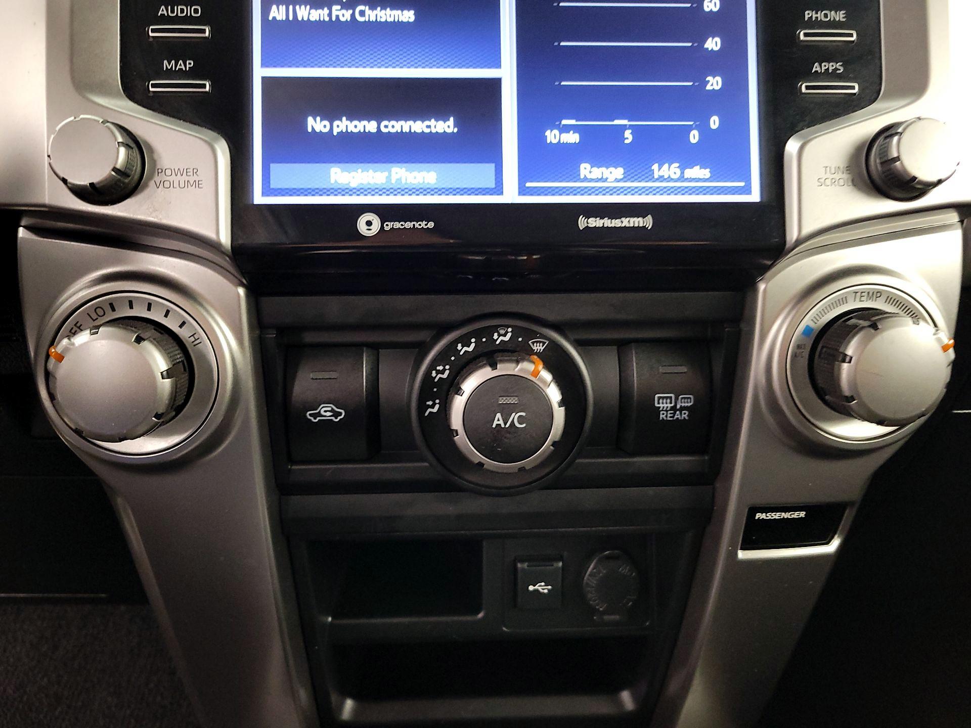 Thumbnail: 2020 Toyota 4Runner - 16