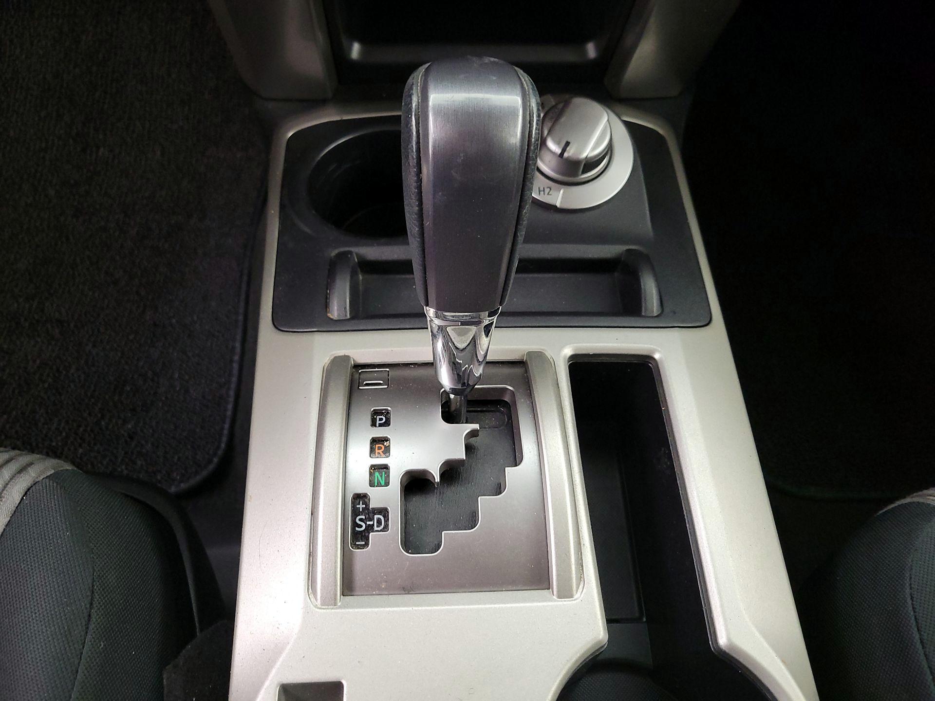 Thumbnail: 2020 Toyota 4Runner - 17