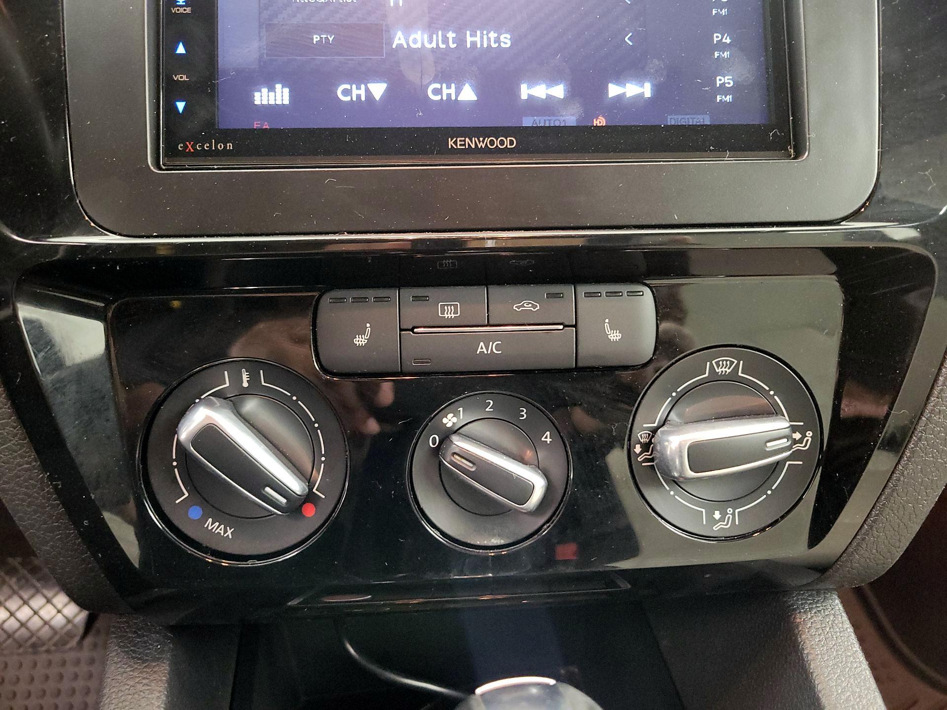 Thumbnail: 2016 Volkswagen Jetta - 16