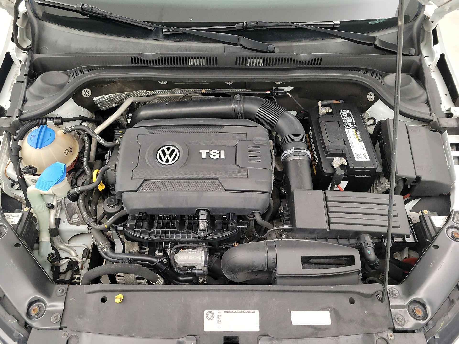 Thumbnail: 2016 Volkswagen Jetta - 20