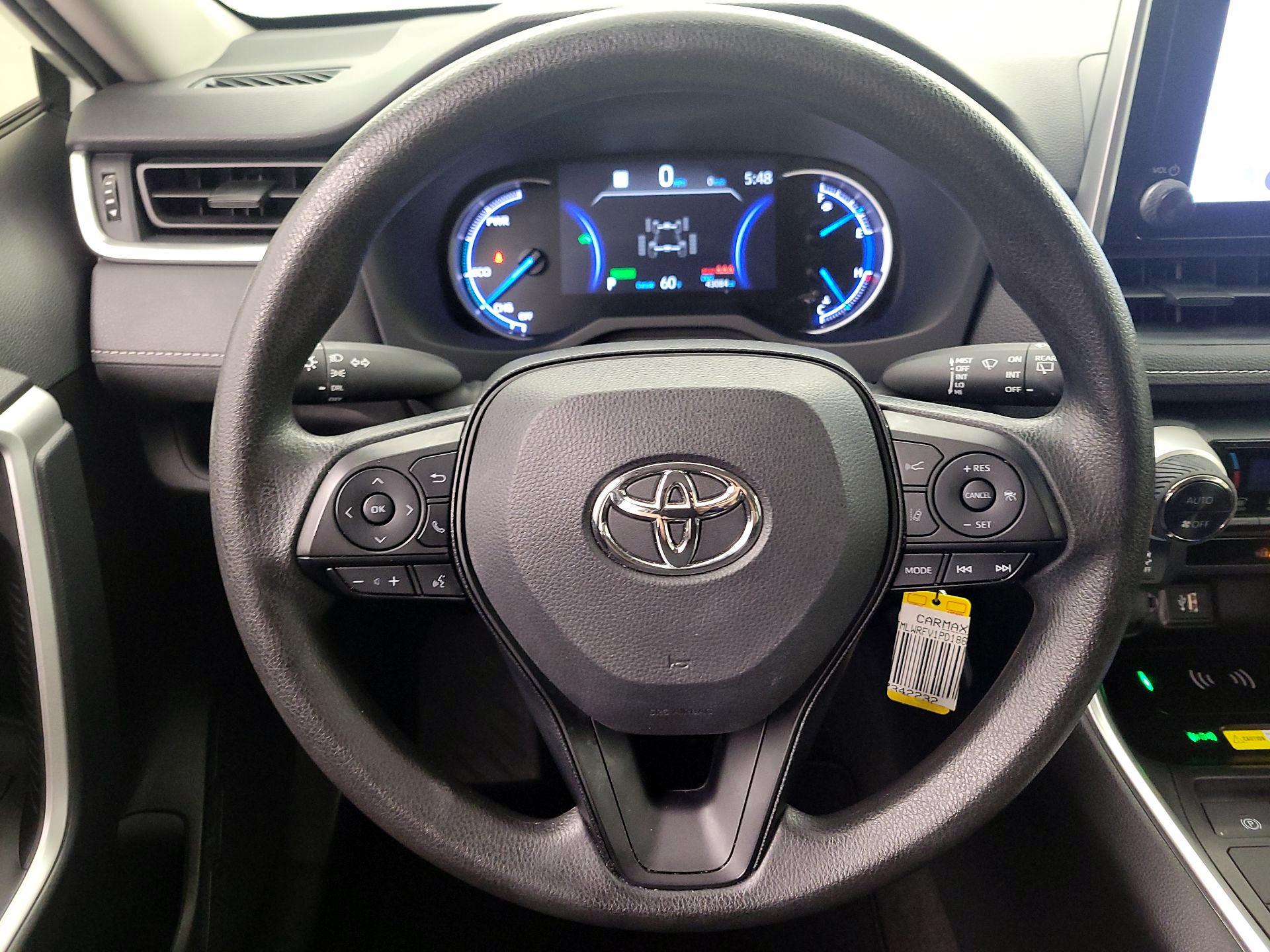 Thumbnail: 2023 Toyota RAV4 - 10