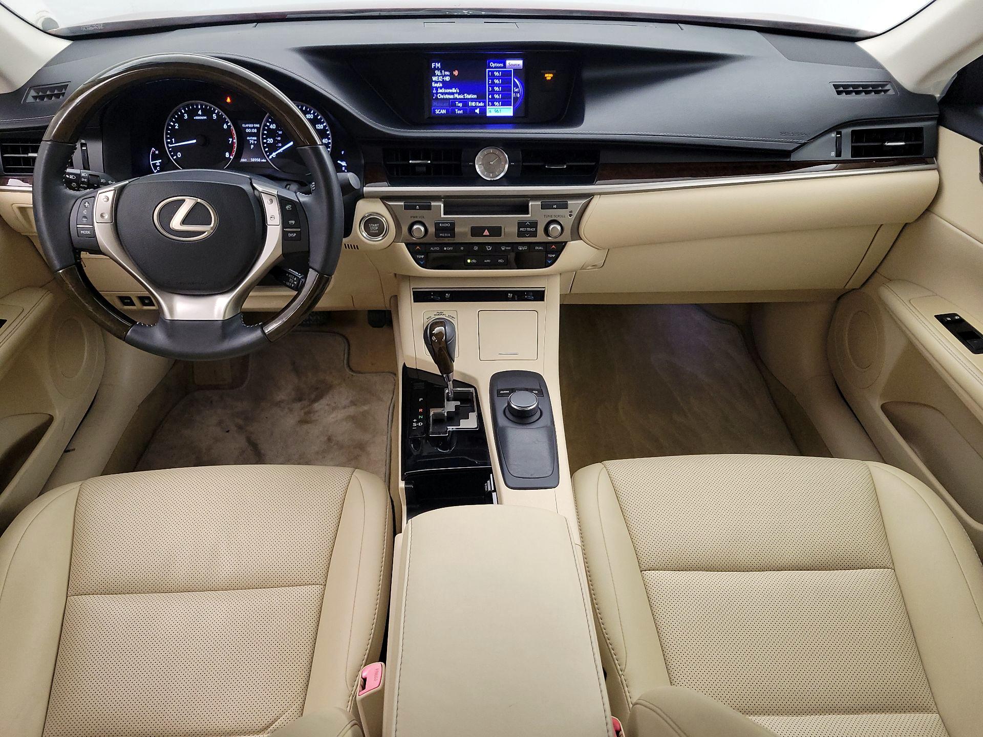 Thumbnail: 2014 Lexus ES - 9