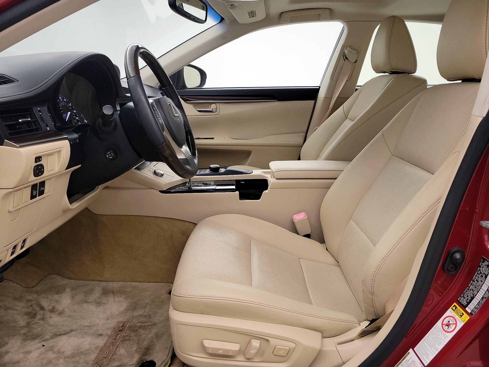 Thumbnail: 2014 Lexus ES - 11