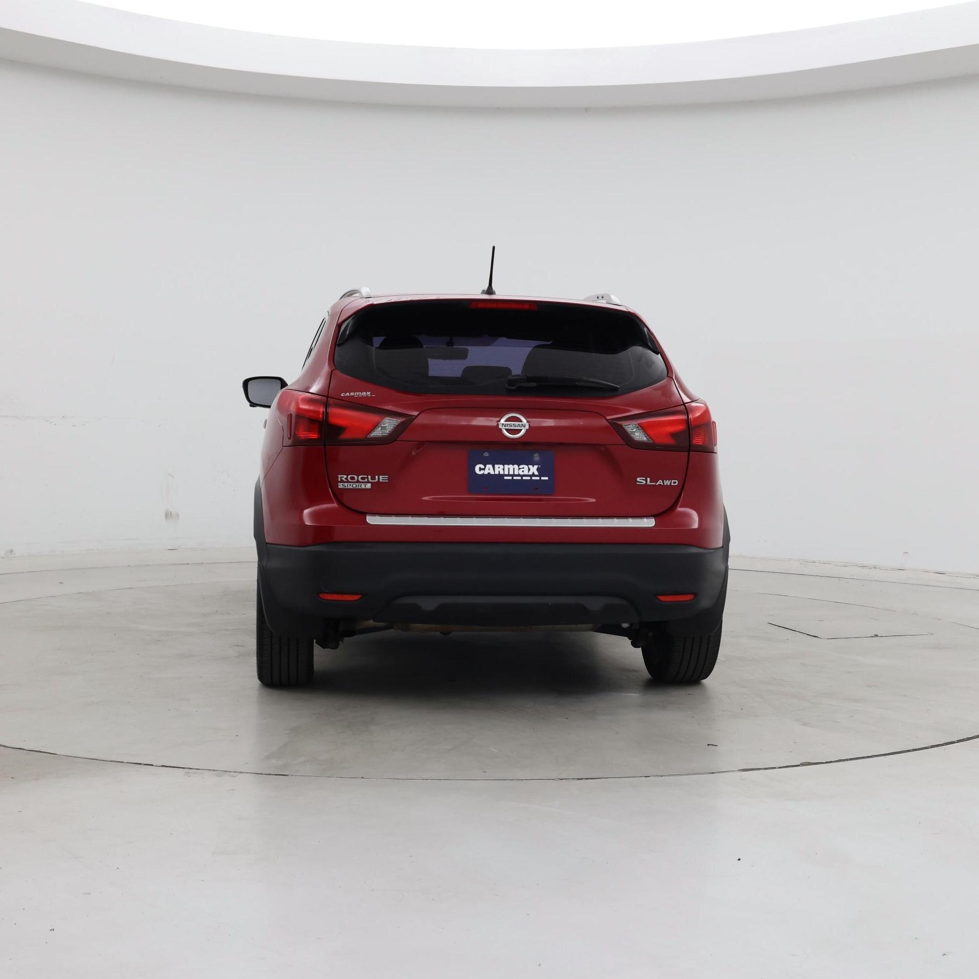 Thumbnail: 2017 Nissan Rogue Sport - 6