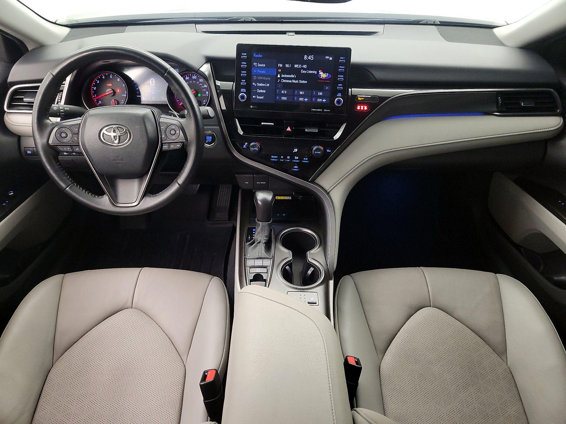 Thumbnail: 2022 Toyota Camry - 9