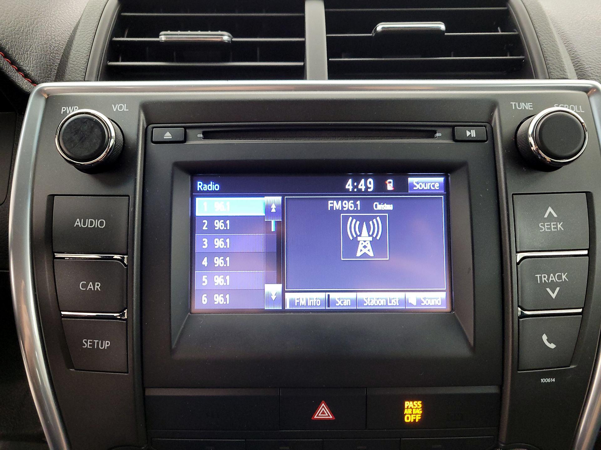 Thumbnail: 2016 Toyota Camry - 15