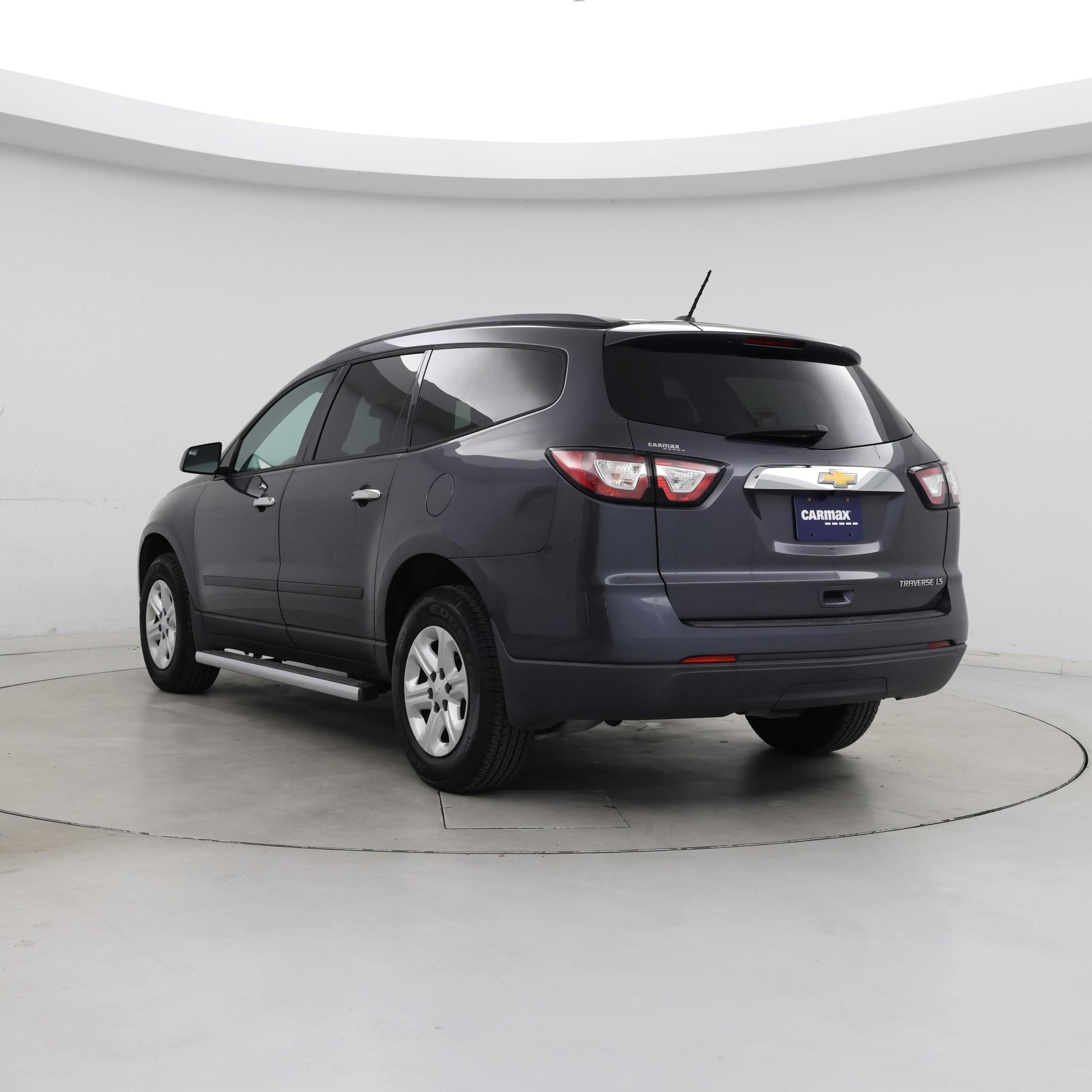 Thumbnail: 2014 Chevrolet Traverse - 2